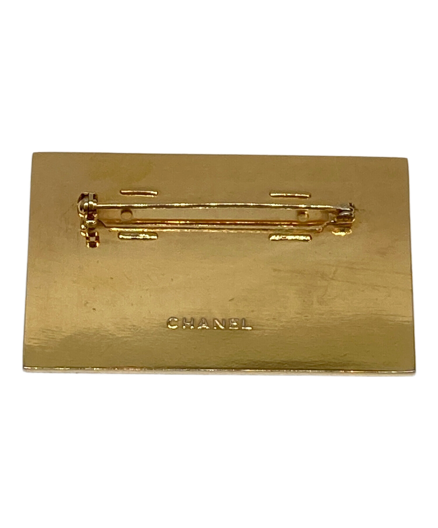 未使用美品CHANELプレート 中古・古着通販】CHANEL (シャネル) ココマークロゴプレート ゴールド