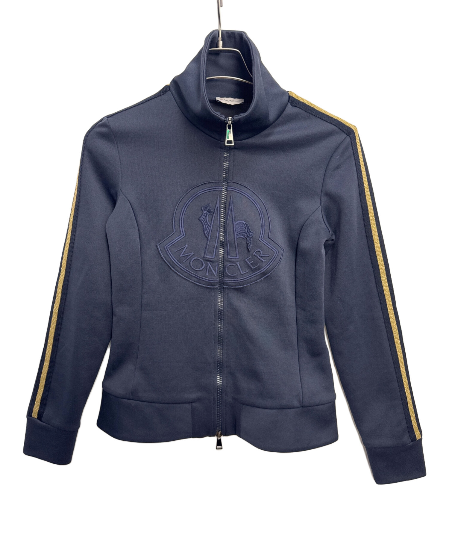 極美！モンクレールロゴエンブロイダリートレーナーホワイト MONCLER