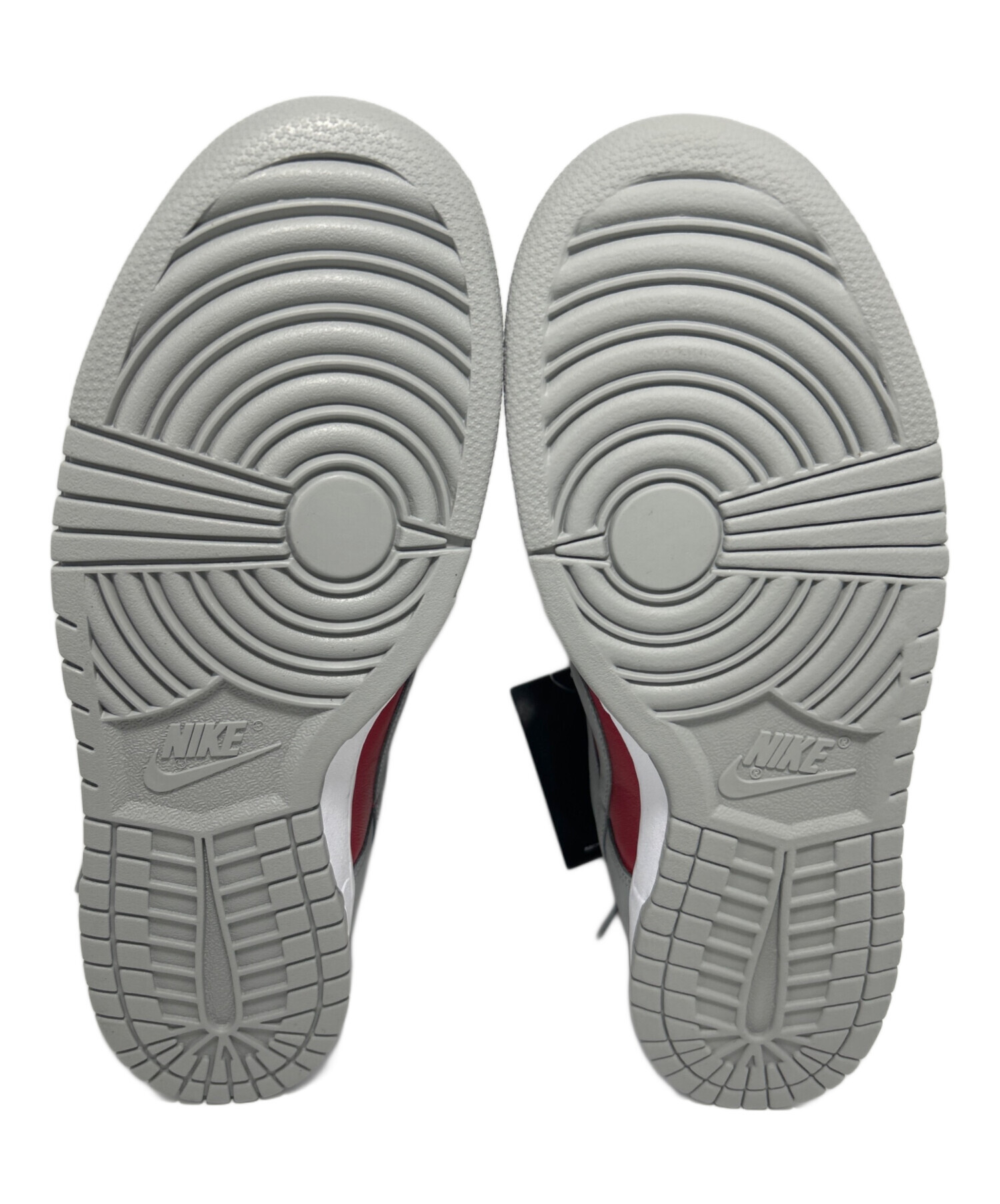 中古・古着通販】NIKE (ナイキ) スニーカー グレー×レッド サイズ:30