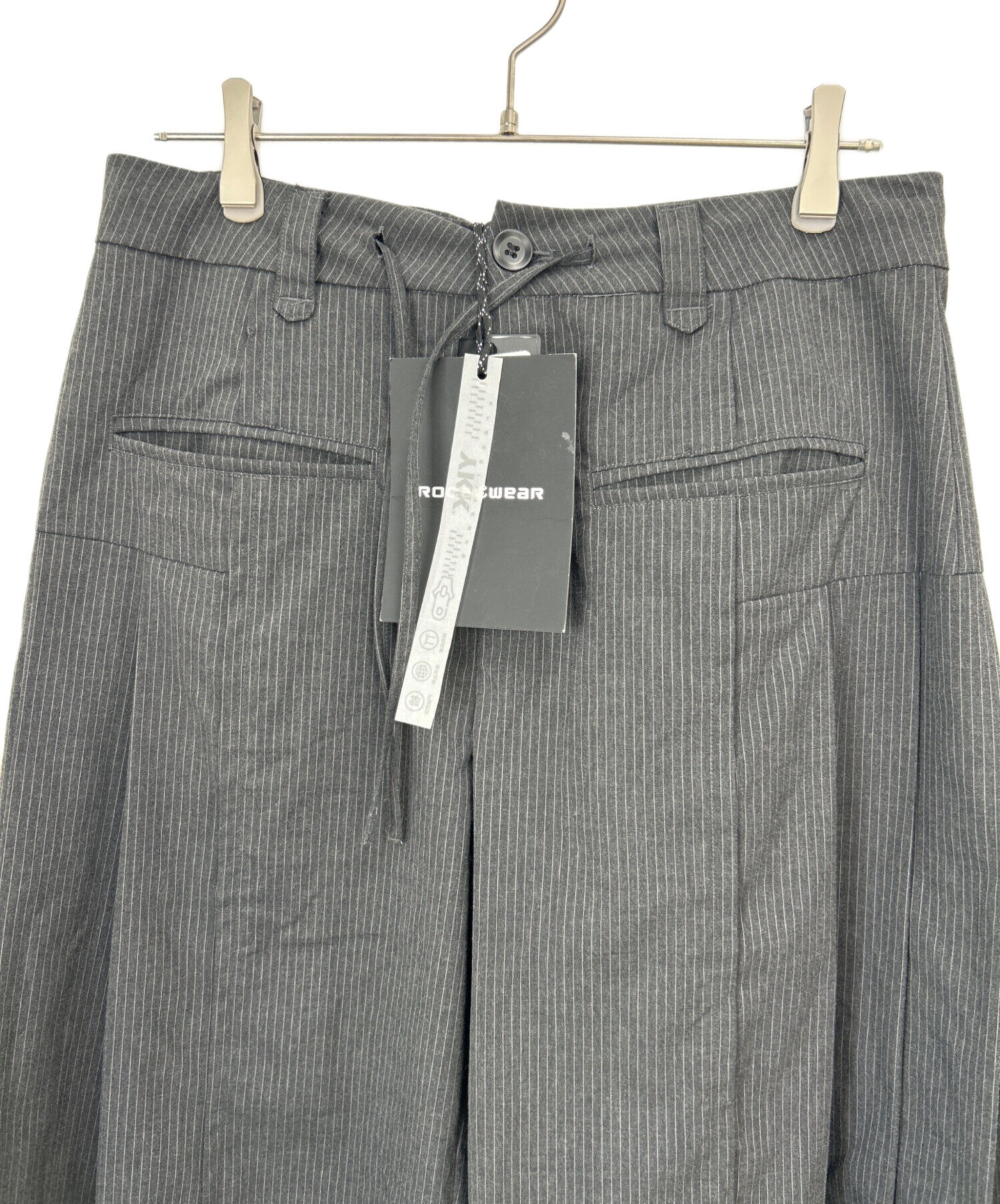中古・古着通販】ROCA WEAR (ロカウェア) ハーフパンツ ブラック