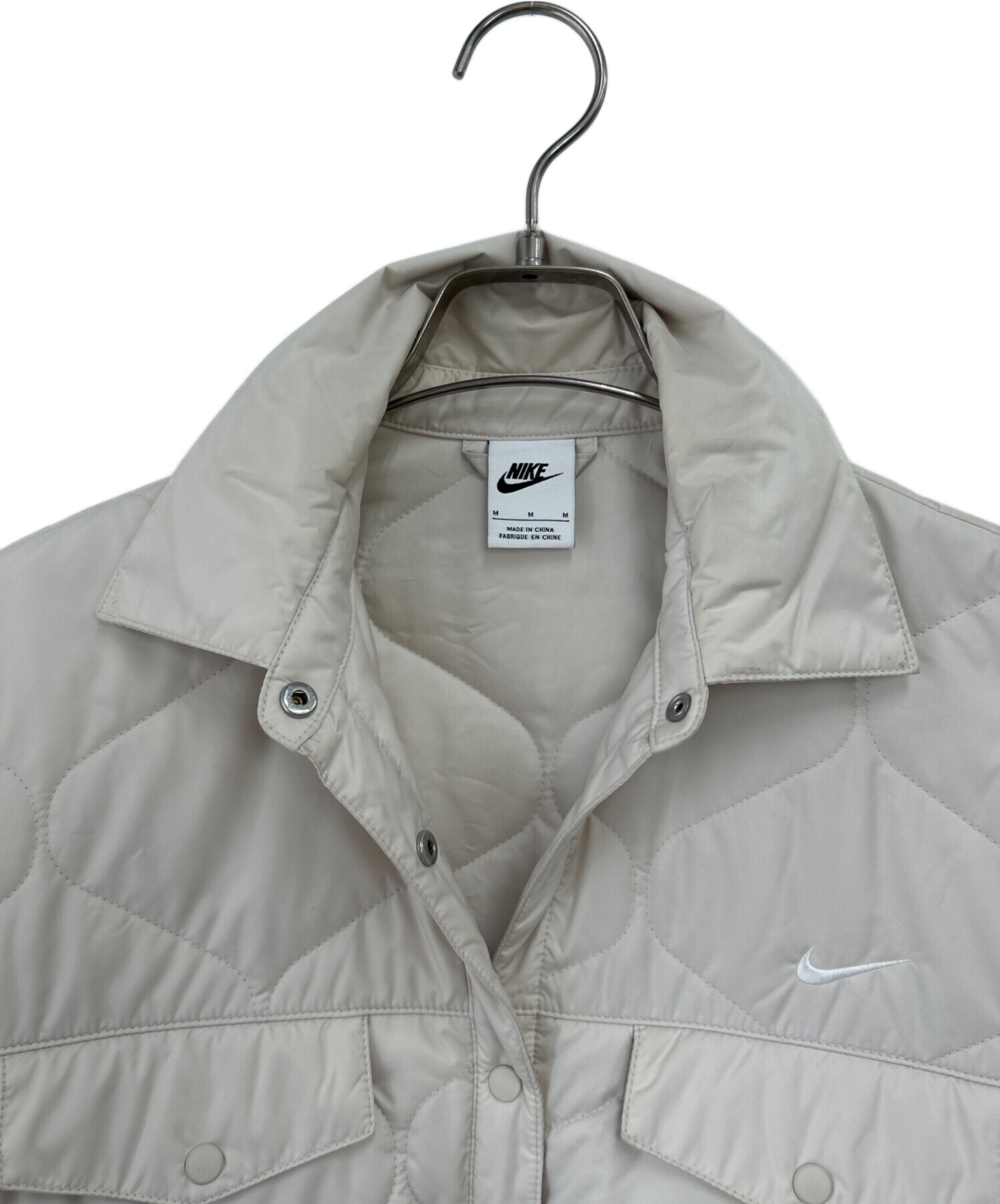 中古・古着通販】NIKE (ナイキ) キルティングジャケット ホワイト 