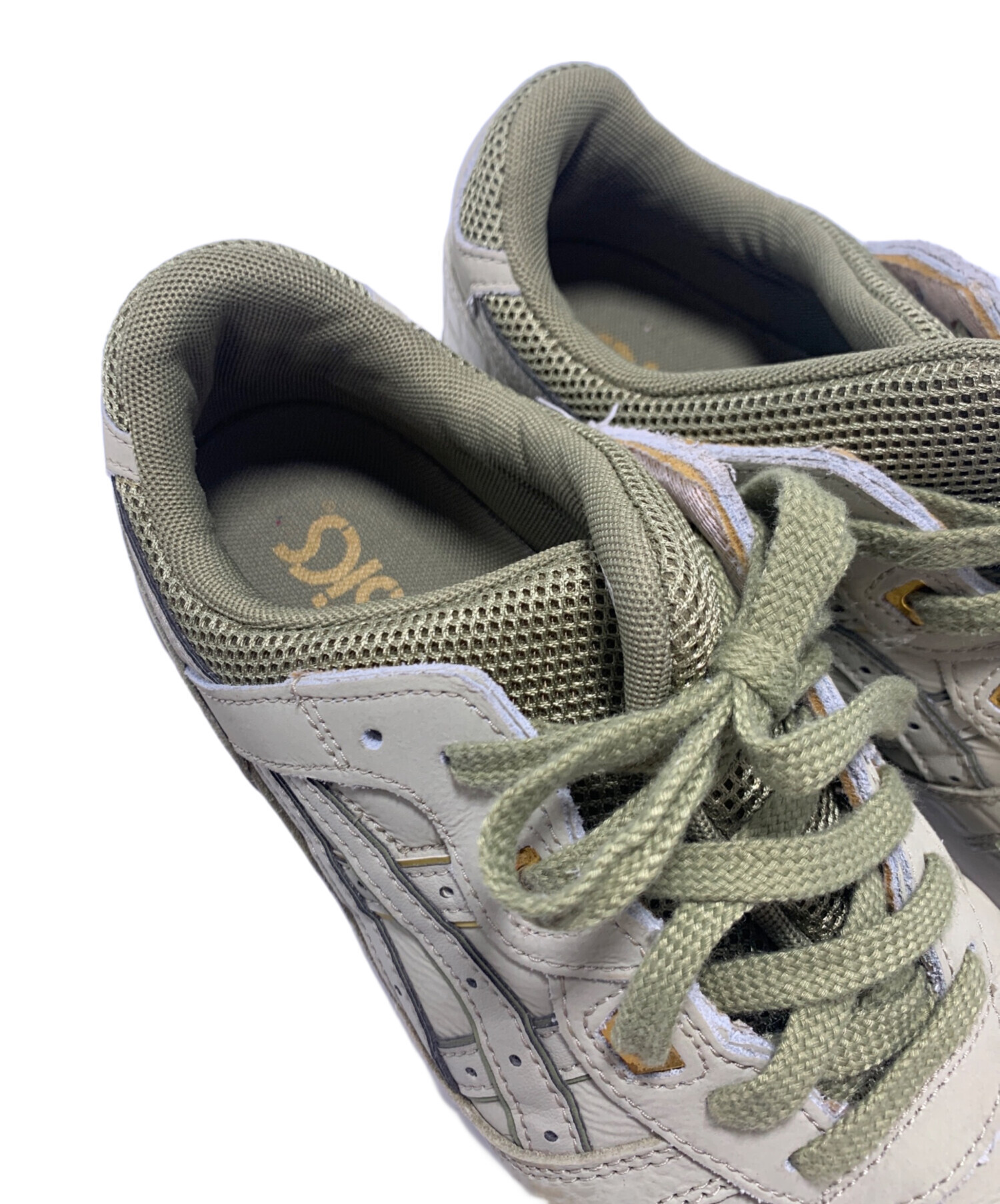 中古・古着通販】asics (アシックス) スニーカー カーキ サイズ:26.5cm 