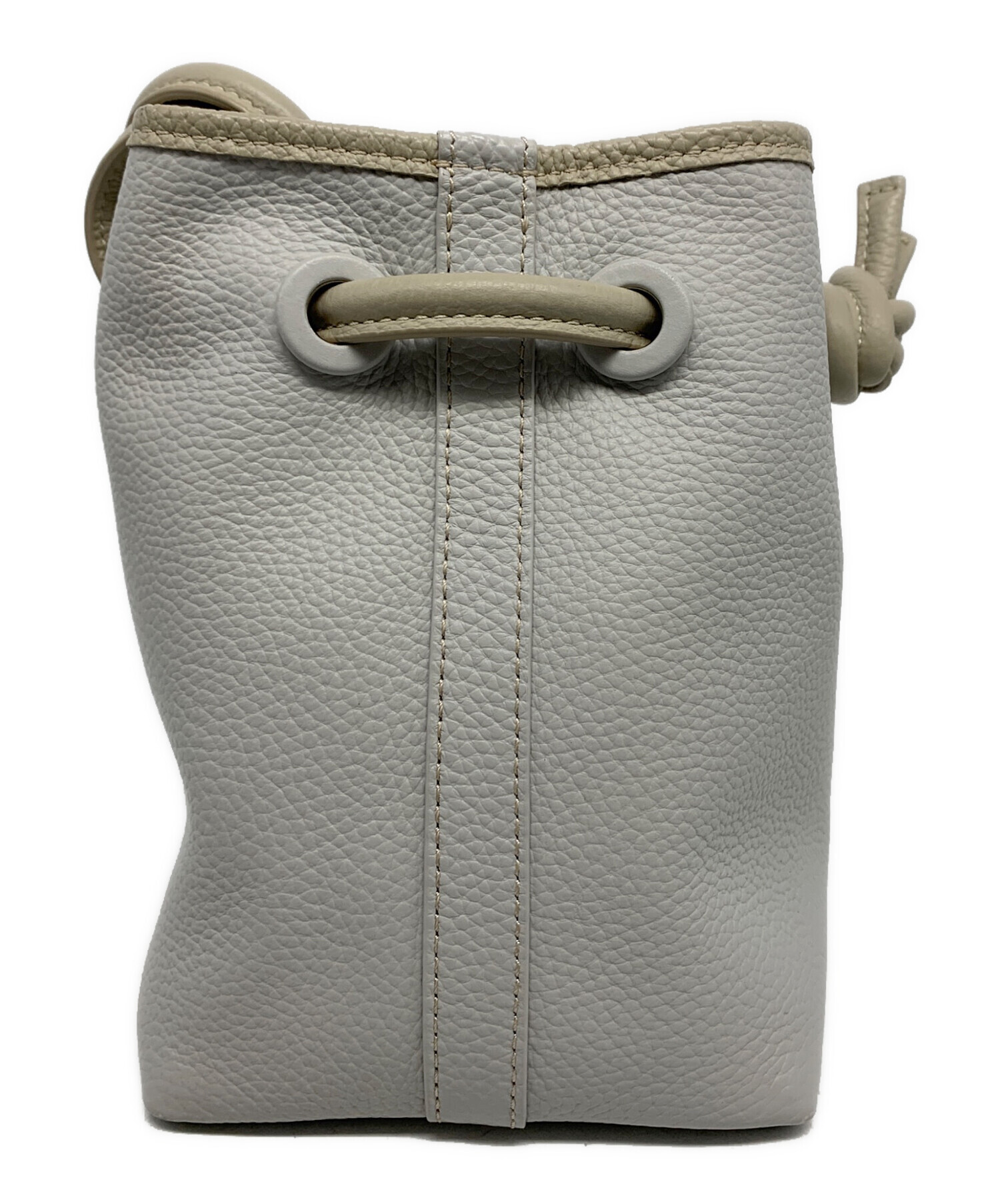 中古・古着通販】VASIC (ヴァジック) BOND MINI LEATHER グレー 中古・古着通販】VASIC (ヴァジック) BOND MINI LEATHER グレー
