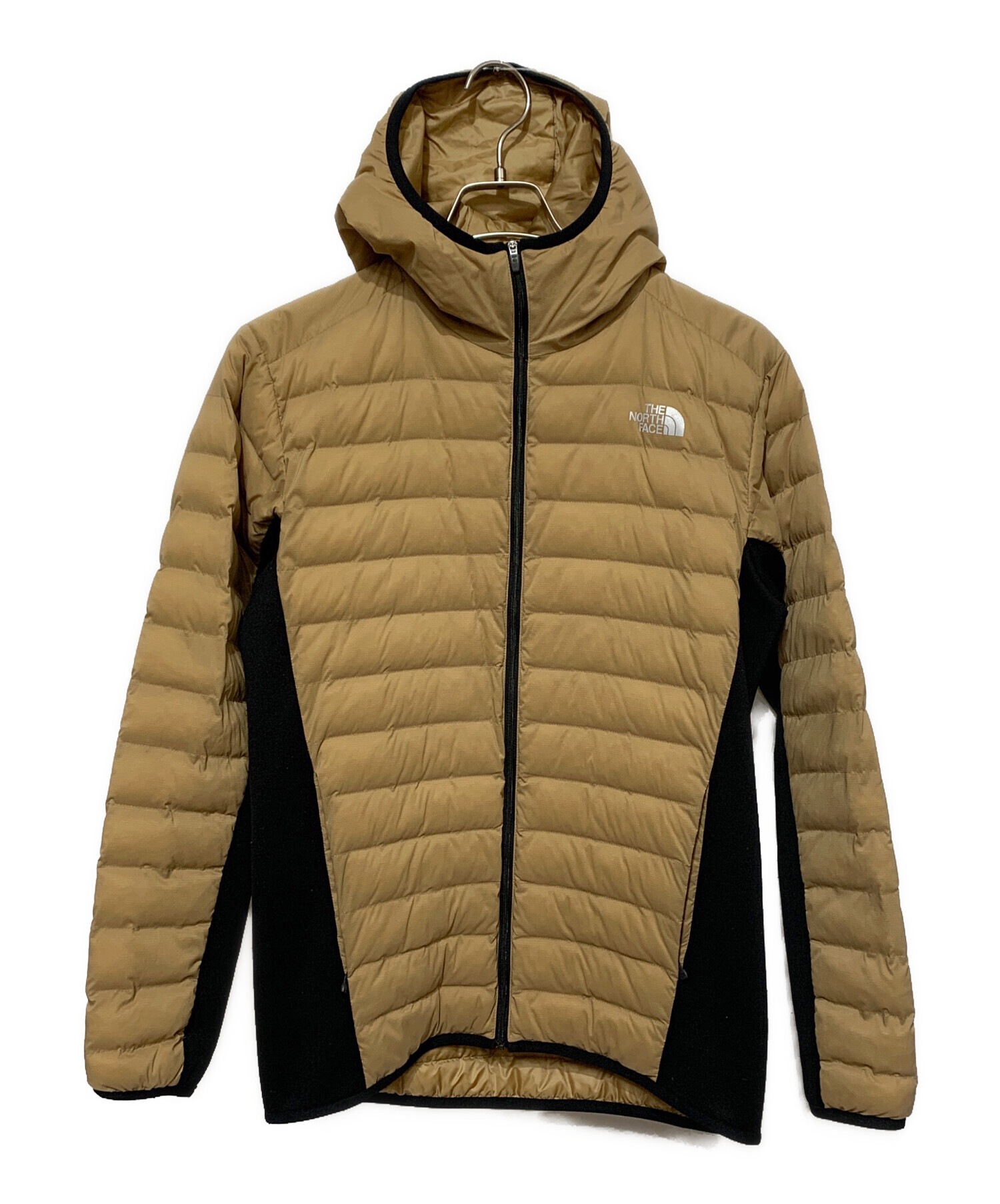 中古・古着通販】THE NORTH FACE (ザ ノース フェイス) レッド 中古・古着通販】THE NORTH FACE (ザ ノース フェイス) レッド