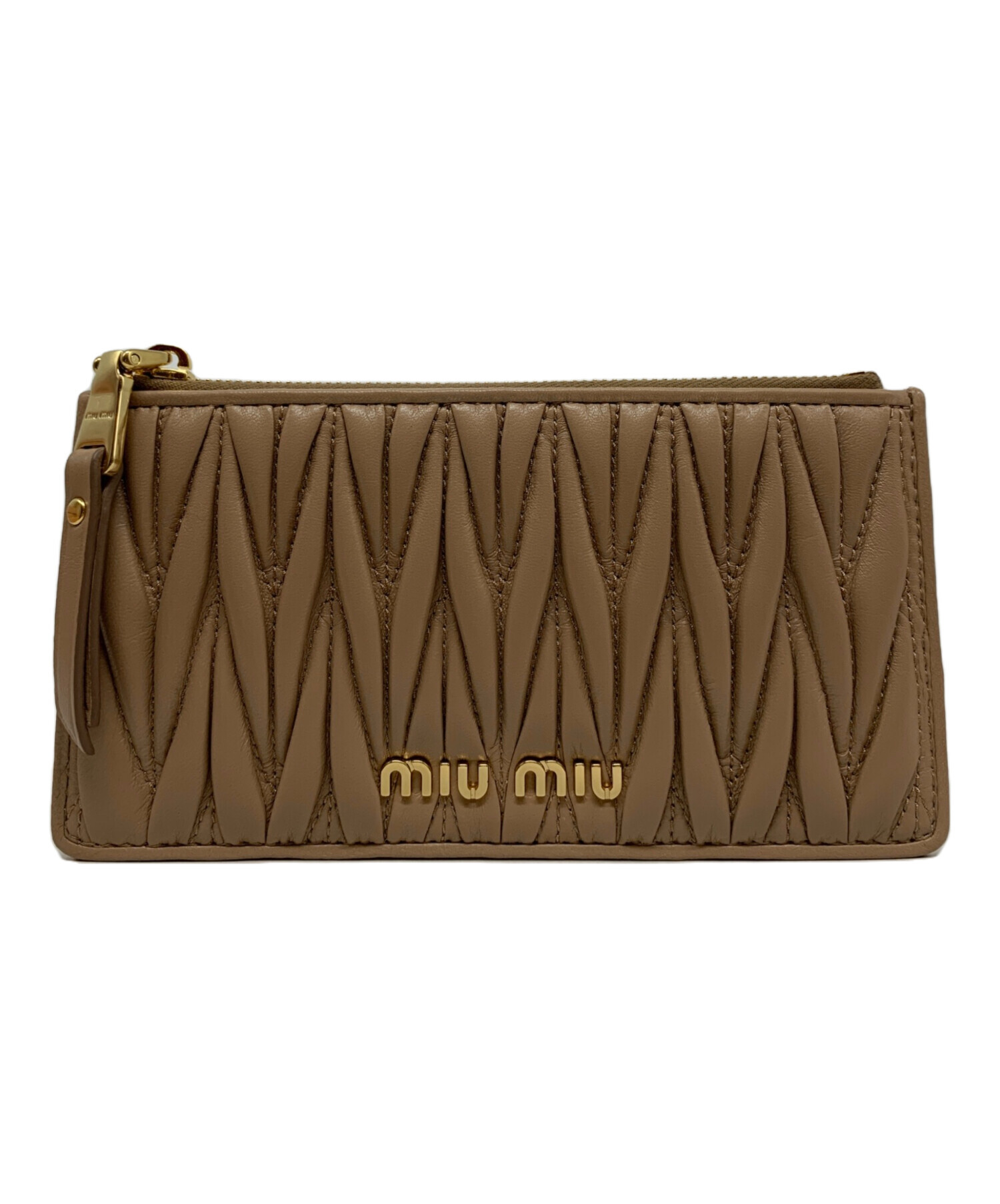 miumiu フラグメントケース ・ケース  ほぼ未使用 中古・古着通販】MIU MIU (ミュウミュウ) フラグメントケース ベージュ