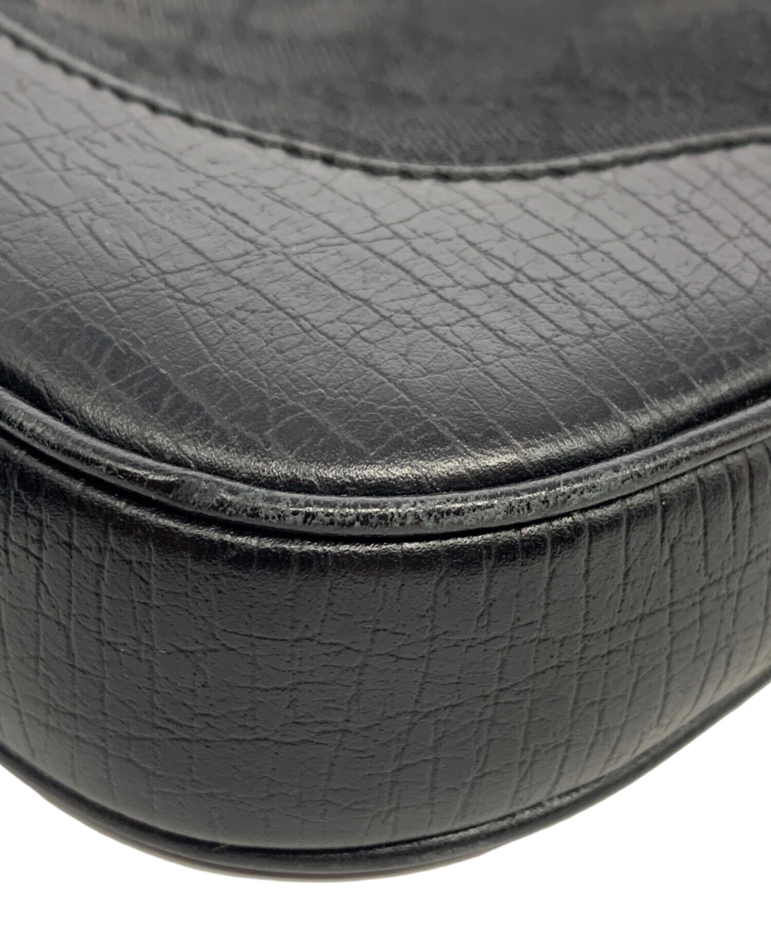 美品✨GUCCI ジャッキー ワンショルダーバッグ パテントレザー 黒 保存袋 美品 GUCCI ジャッキー ショルダーバッグ GG総柄 黒 保存袋付 Yahoo