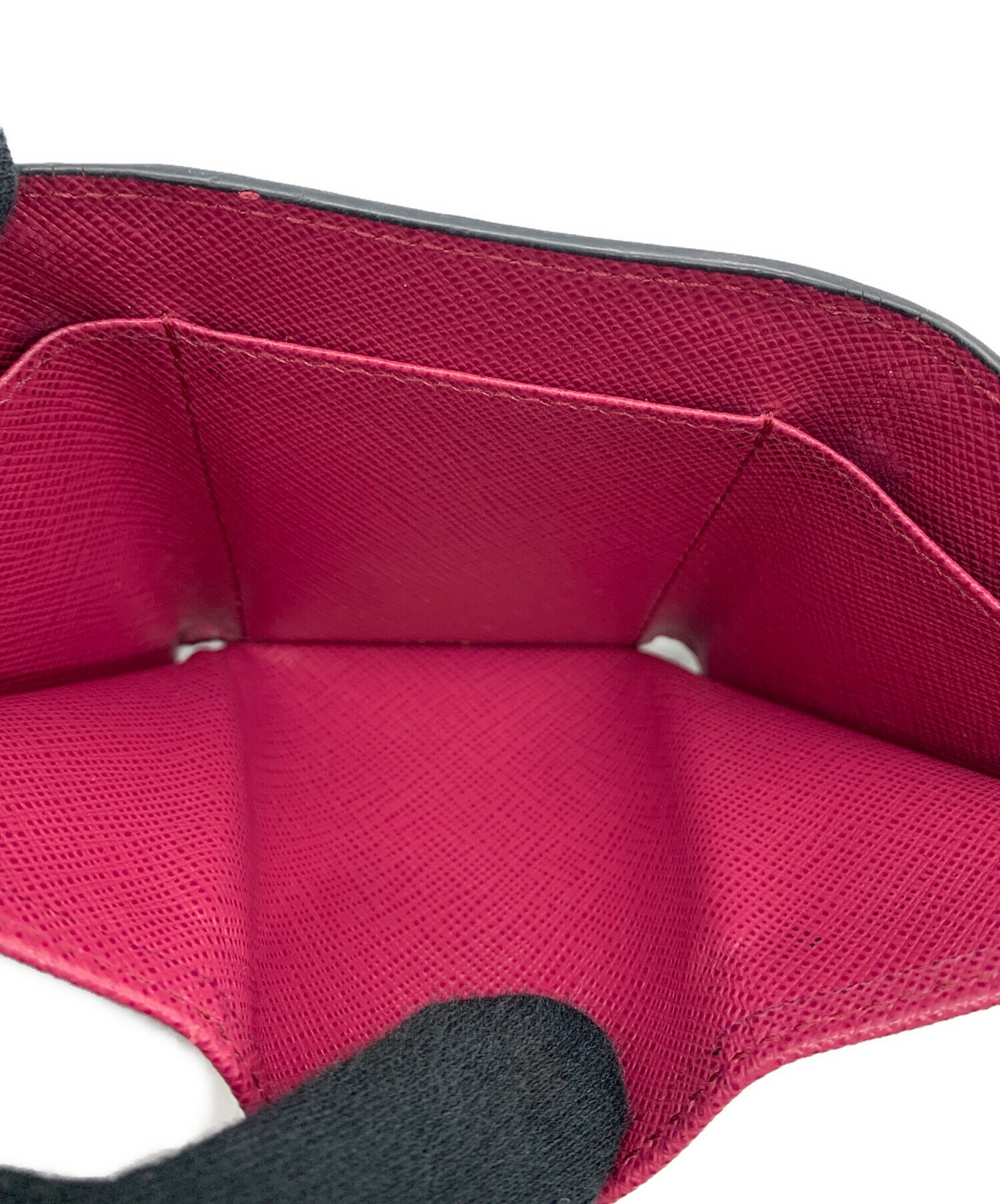 中古・古着通販】PRADA (プラダ) サフィアーノレザー3つ折り財布