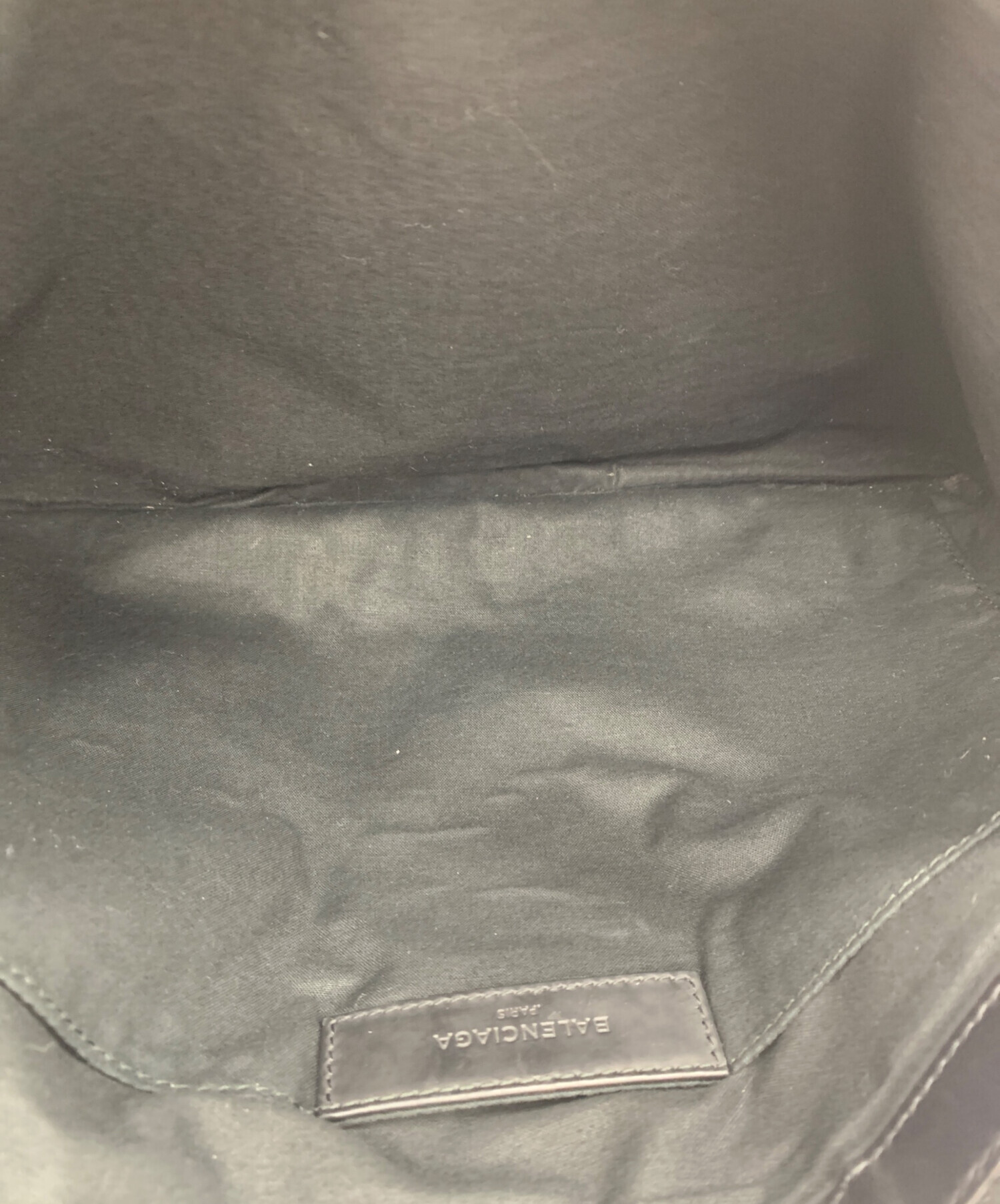 BALENCIAGA アイボリー クラッチバッグ 中古・古着通販】BALENCIAGA (バレンシアガ) クラッチバッグ