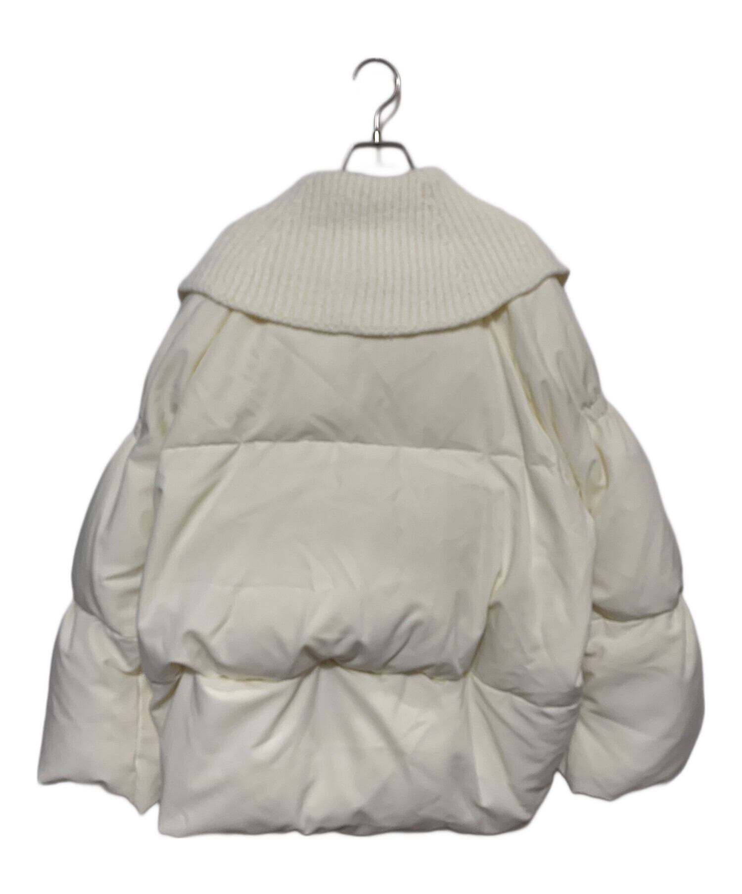 pinue フード付きダウンジャケット ホワイト 中古・古着通販】PINUE (ピヌエ) ダウンジャケット ホワイト サイズ:F