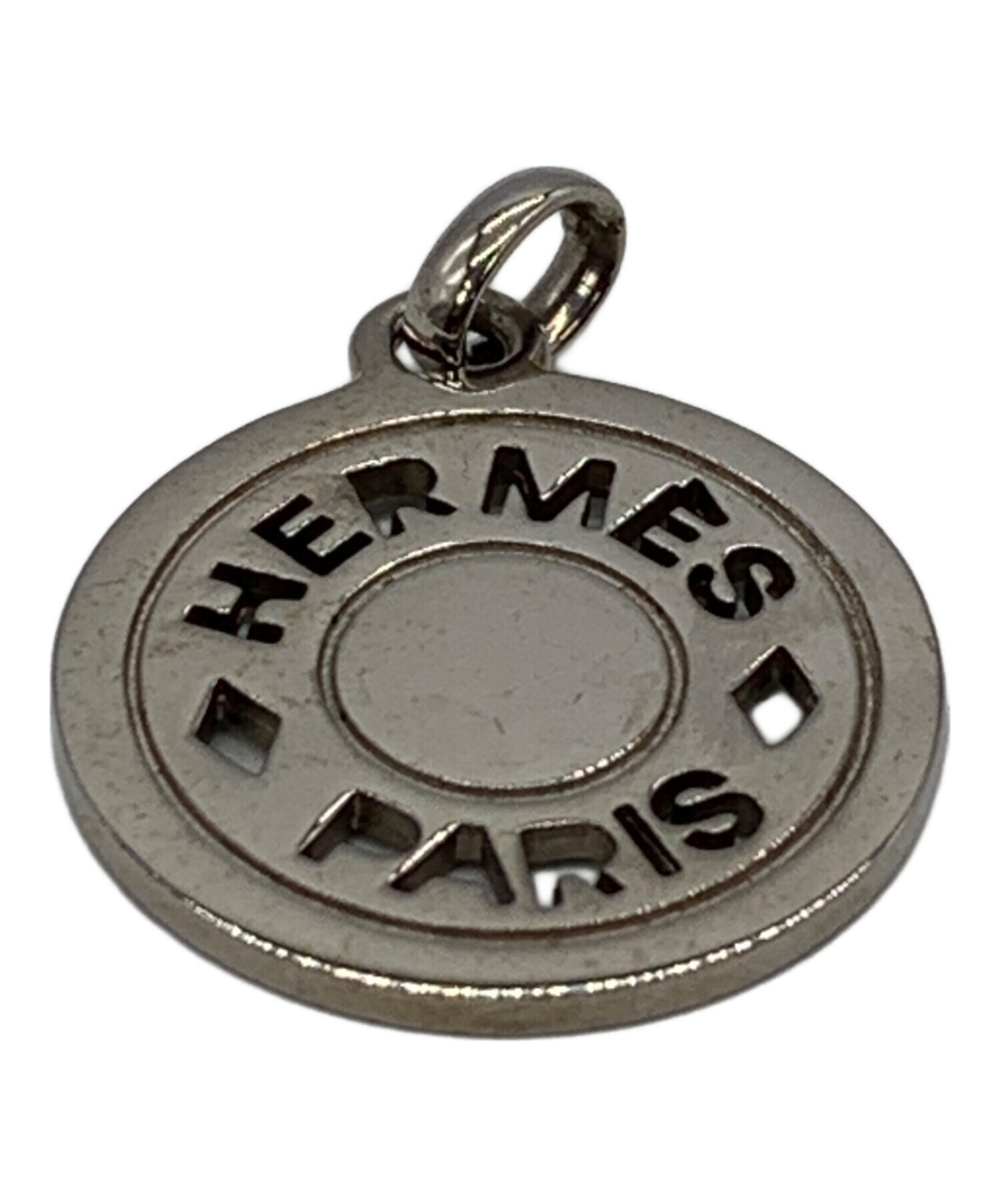 美品 エルメス　セリエ　ペンダントトップ　シルバー HERMES 未使用 中古・古着通販】HERMES (エルメス) セリエ ペンダントトップ シルバー