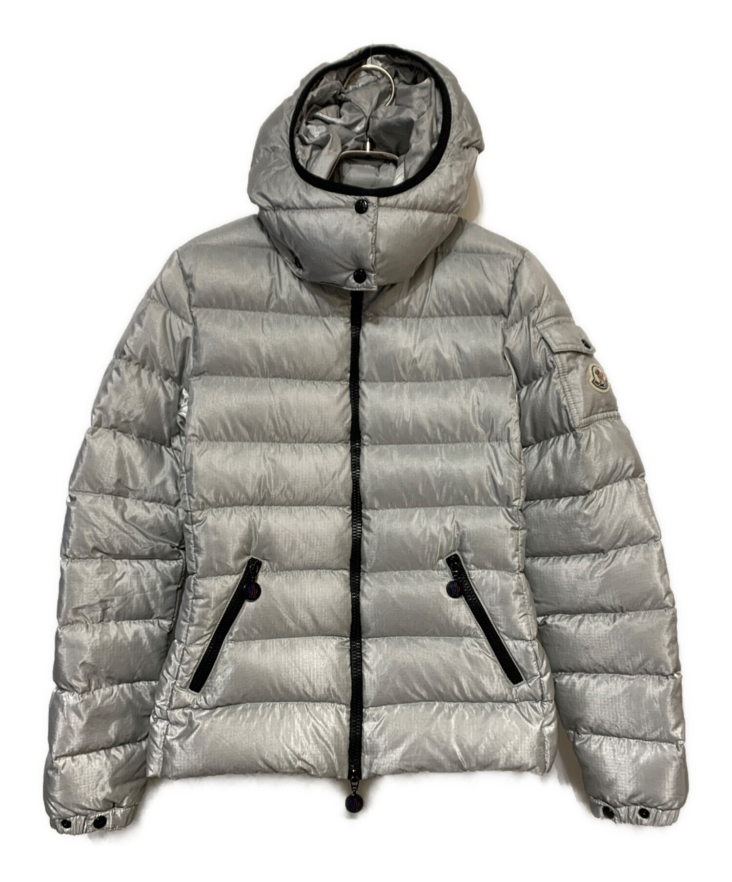 【モンクレール】BADY ダウンジャケット人気モデル　シルバー　M フード 中古・古着通販】MONCLER (モンクレール) BADY ダウンジャケット