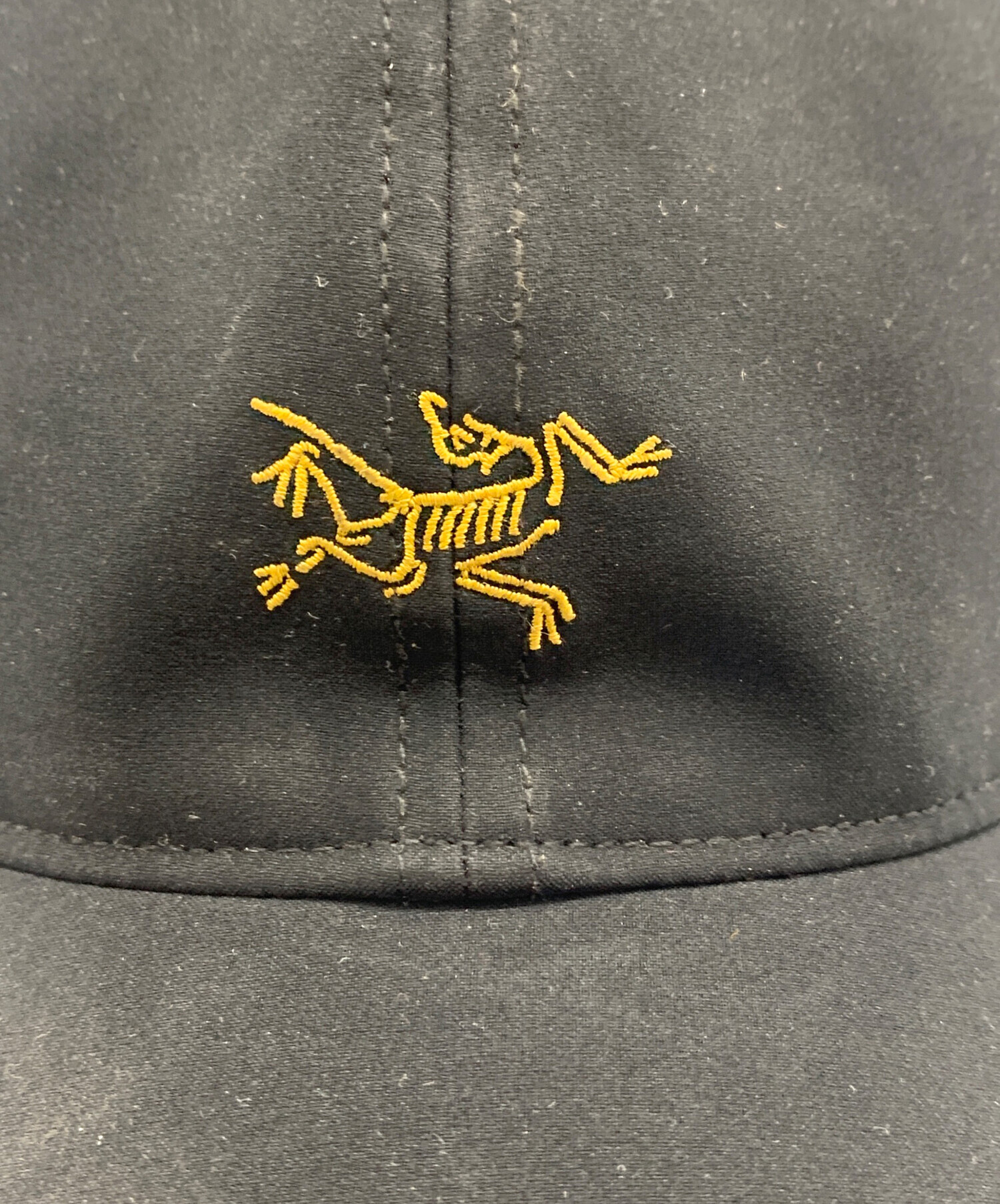 【未使用】希少FLEXFIT アークテリクス ブラックキャップ ARC'TERYX - ARC'TERYX アークテリクス キャップ 黒 【古着】【中古