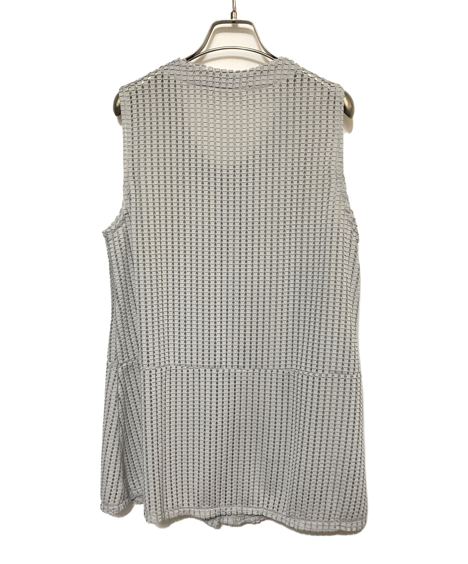 イッセイミヤケ　me のチュニック（未使用） 中古・古着通販】ISSEY MIYAKE (イッセイミヤケ) チュニックブラウス