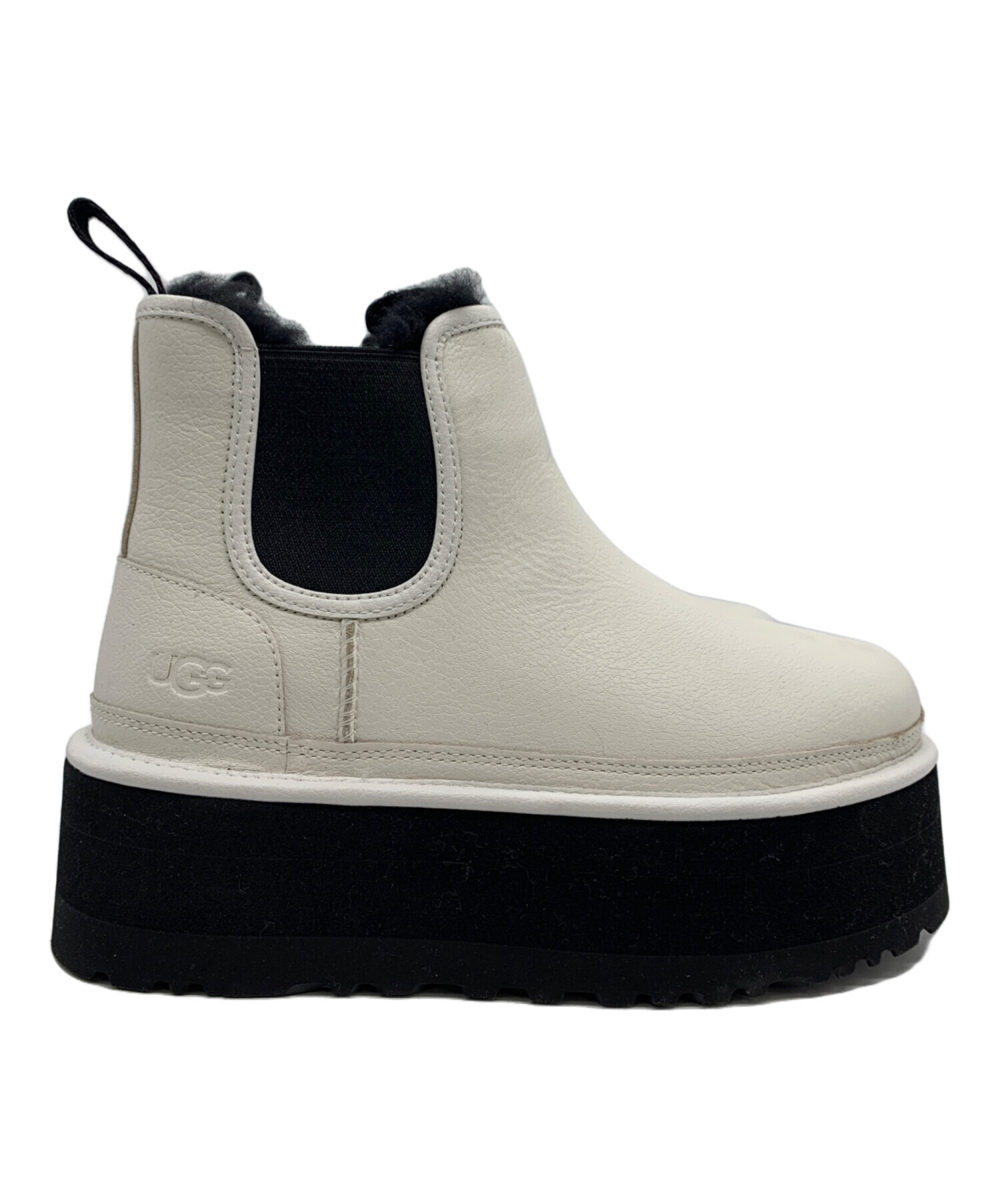 中古・古着通販】UGG (アグ) チェルシーブーツ ホワイト×ブラック