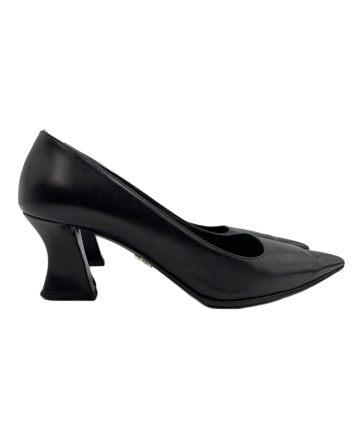 PRADAパンプス 中古・古着通販】PRADA (プラダ) パンプス ブラック サイズ:35 1/2