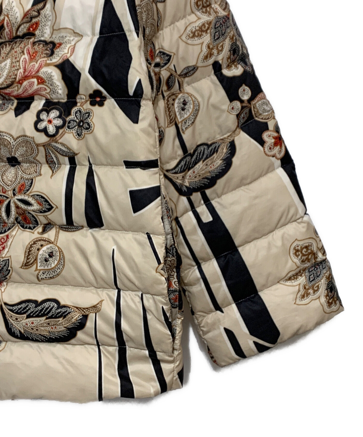 中古・古着通販】ETRO (エトロ) ダウンジャケット ベージュ サイズ:38
