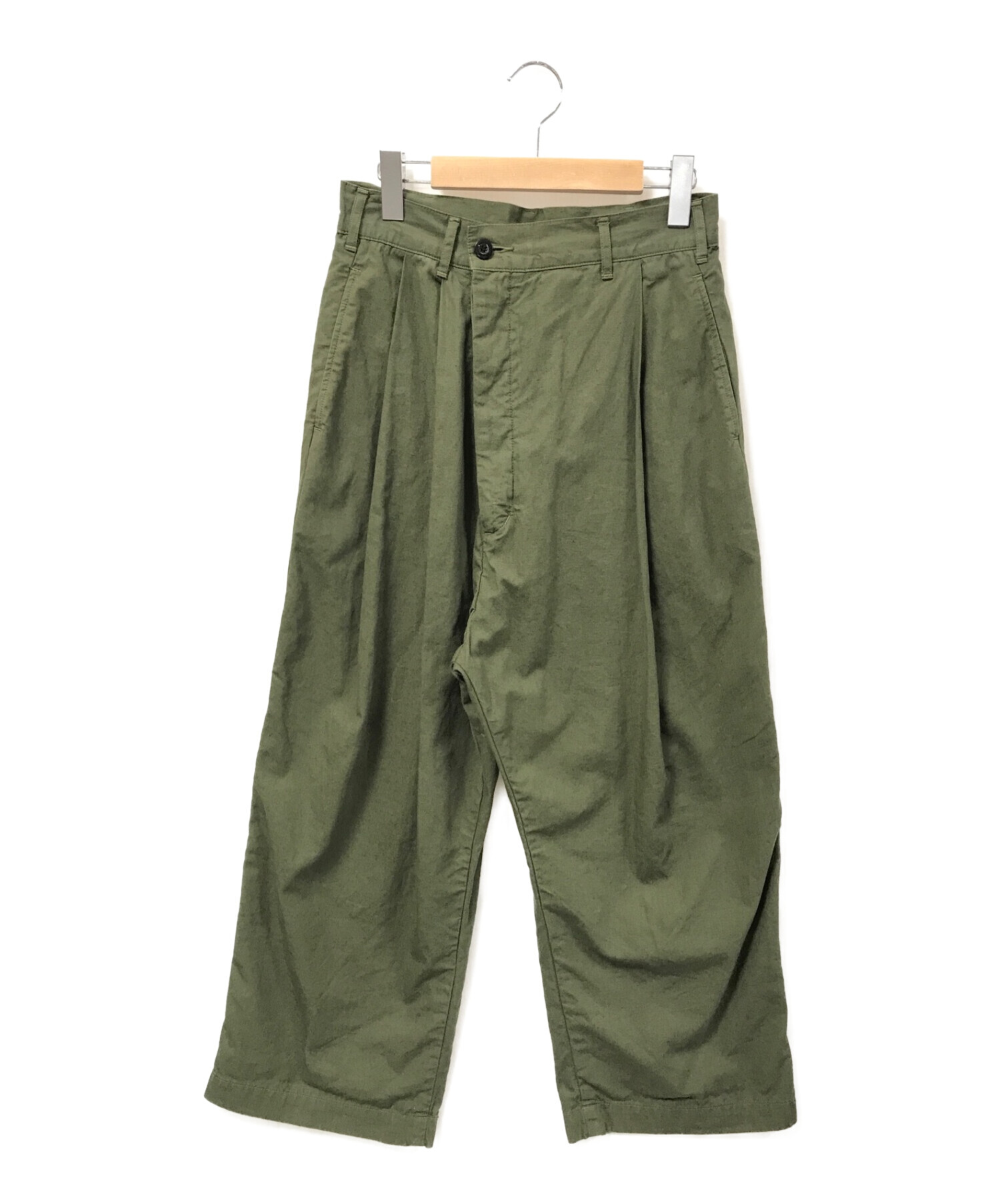 中古・古着通販】OUTIL (ウティ) タックパンツ カーキ|ブランド 中古・古着通販】OUTIL (ウティ) タックパンツ カーキ|ブランド