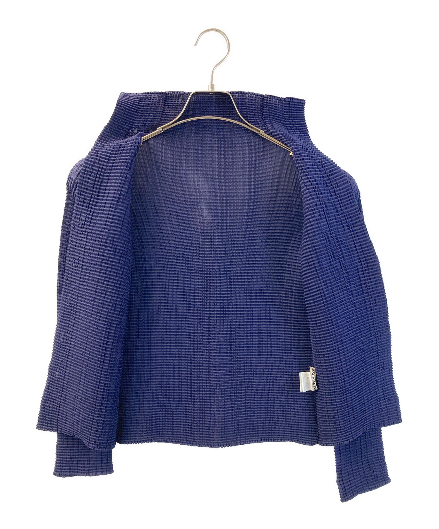 レア！！イッセイミヤケ　プリーツ　デザイン　長袖　 ネイビー 中古・古着通販】ISSEY MIYAKE (イッセイミヤケ) プリーツシャツ