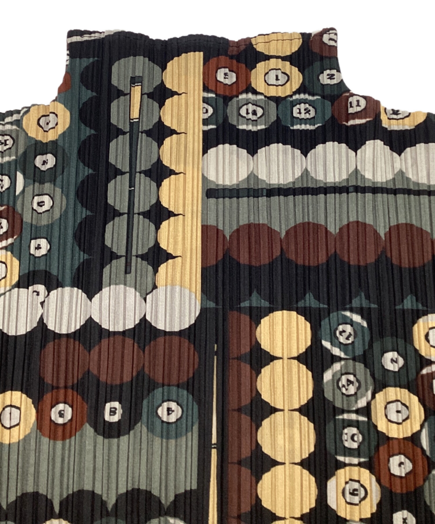 PLEATS PLEASE プリーツプリーズ 総柄カットソー サイズ:F アロハ ボタニカル 総柄 フリンジ PP33-JO787   ブラウン レディース / 240001181672 NEW ITEM : “FROSTY FOREST” FROSTY FOREST is a print series