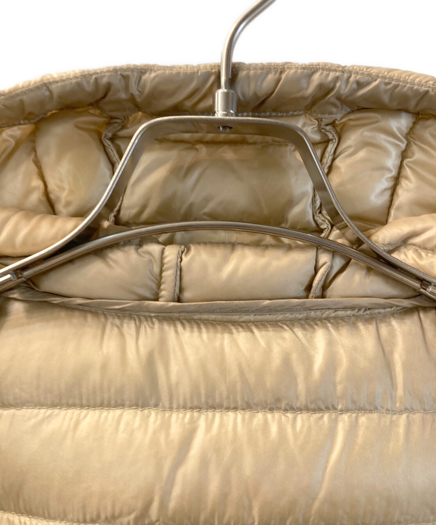 【未使用】MONCLERモンクレール ヴァレンティーヌ ベージュ00(Sサイズ) モンクレール ヴァレンティーヌ ダウンジャケット ベージュ 茶タグ