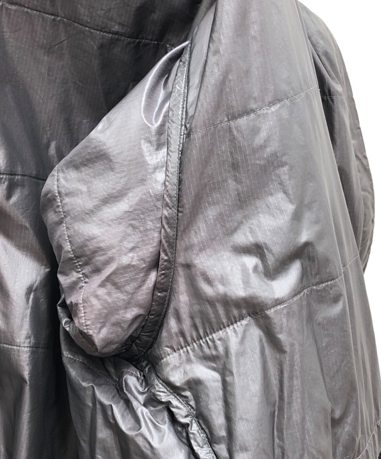 中古・古着通販】mont-bell (モンベル) ダウンジャケット グレー