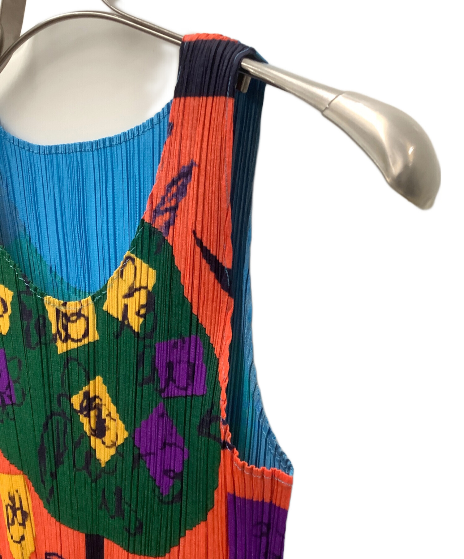 【美品】PLEATS PLEASE イッセイミヤケ ノースリーブカットソー 中古・古着通販】PLEATS PLEASE ISSEY MIYAKE (プリーツプリーズ