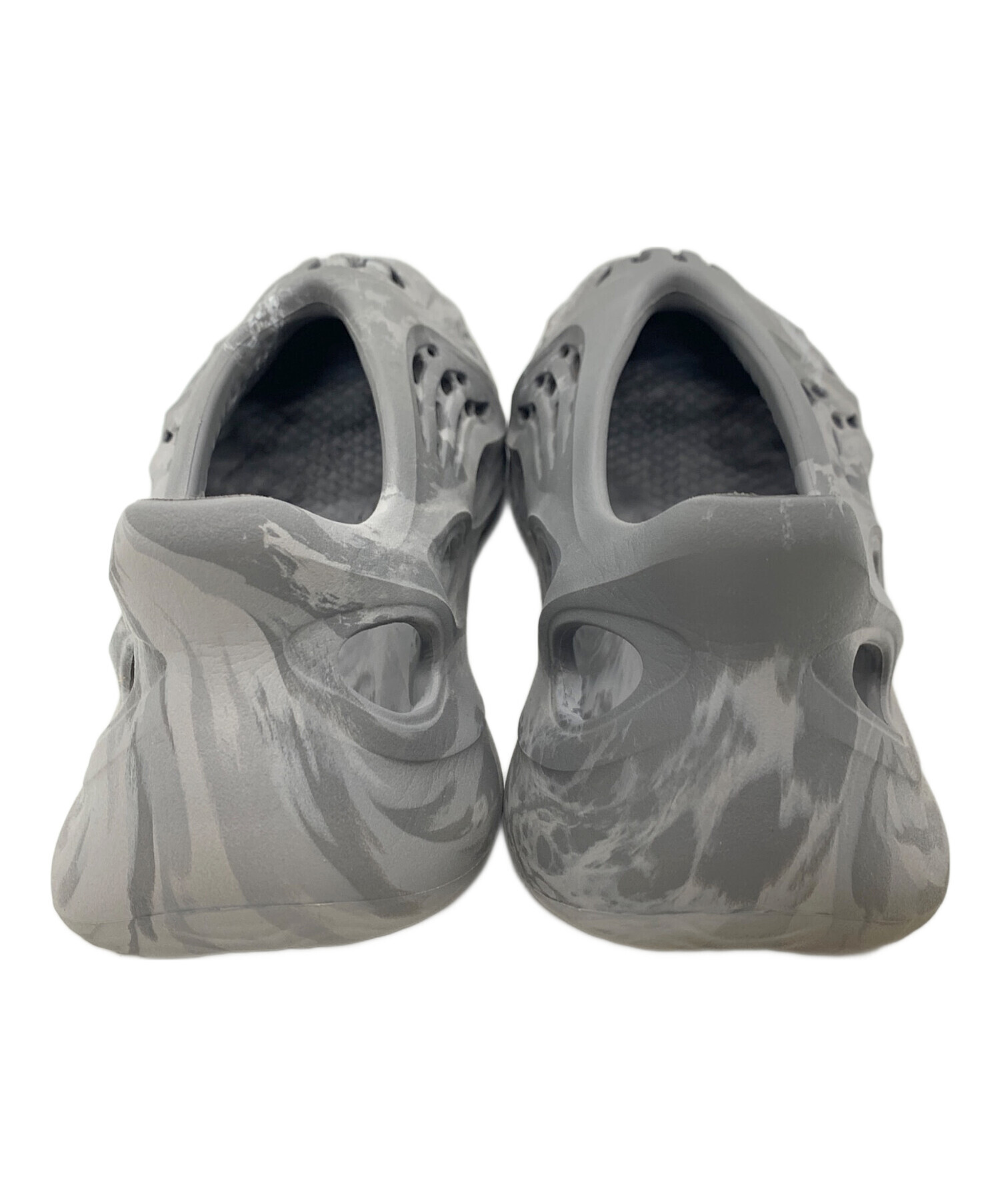 中古・古着通販】adidas (アディダス) サンダル グレー サイズ:29