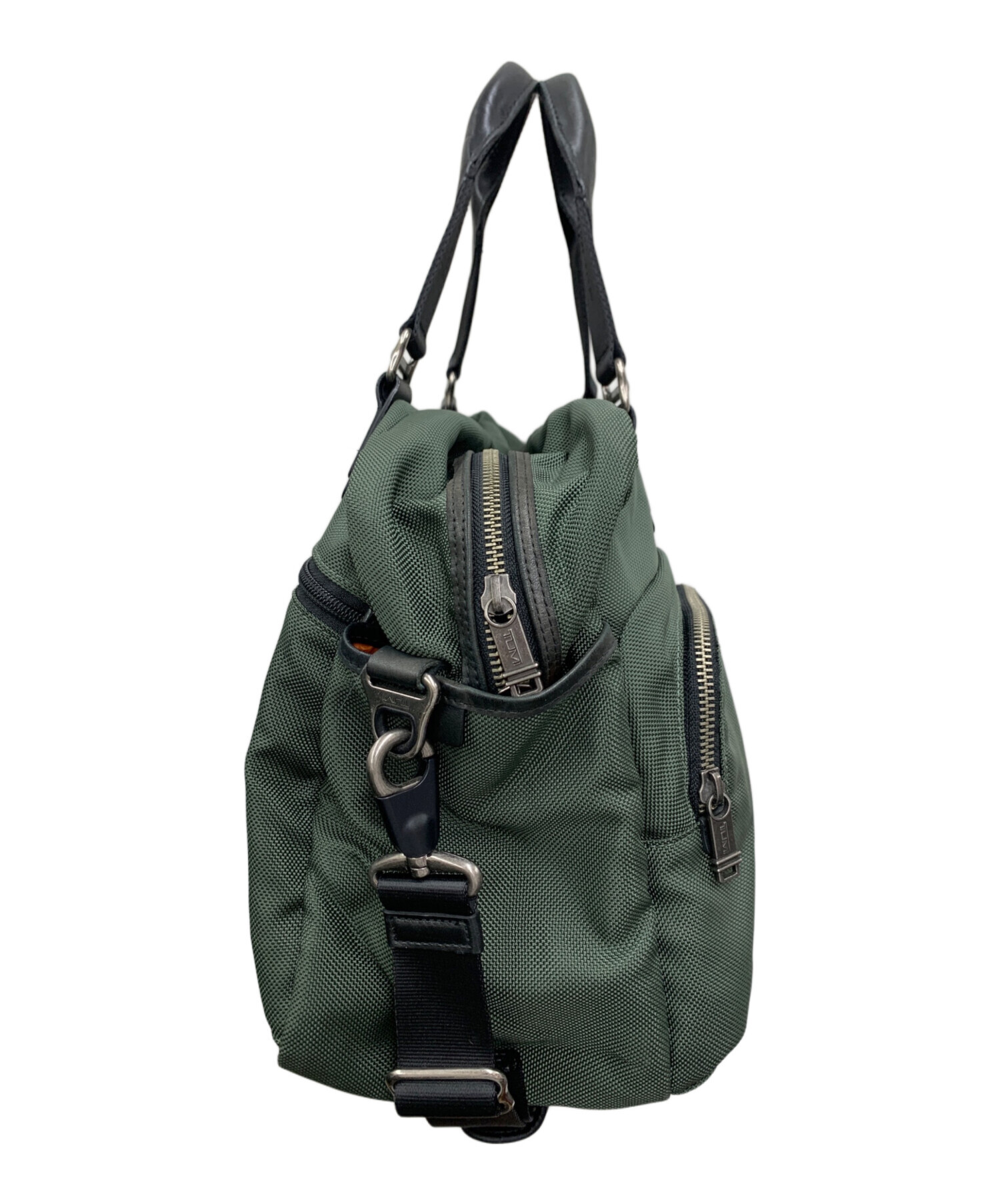 TUMI ビジネスバッグ オリーブ(未使用品) 中古・古着通販】TUMI (トゥミ) ビジネスバッグ オリーブ｜ブランド