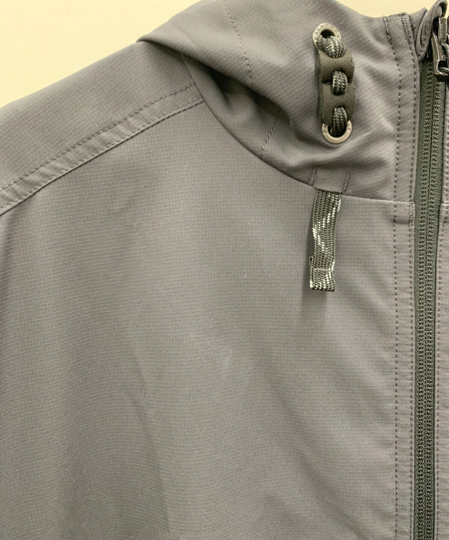 中古・古着通販】Patagonia (パタゴニア) ナイロンジャケット グレー