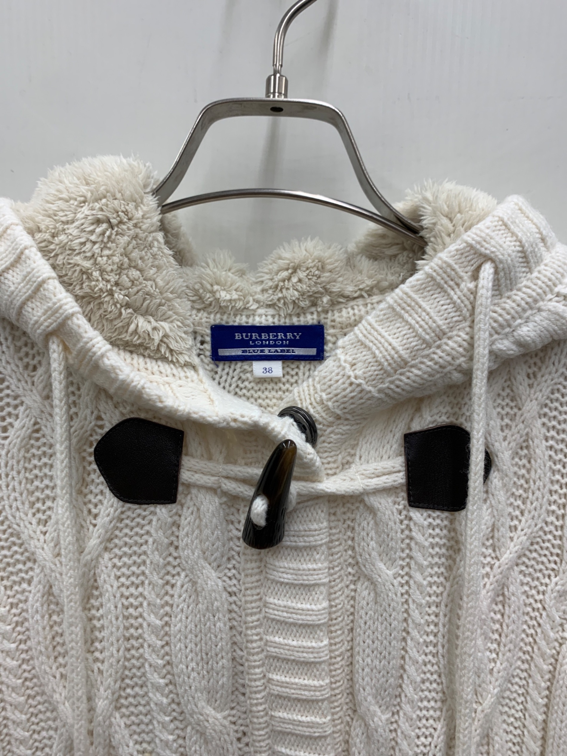 BURBERRY BLUE LABEL」 ニットカーディガン 38 ブラック レディース