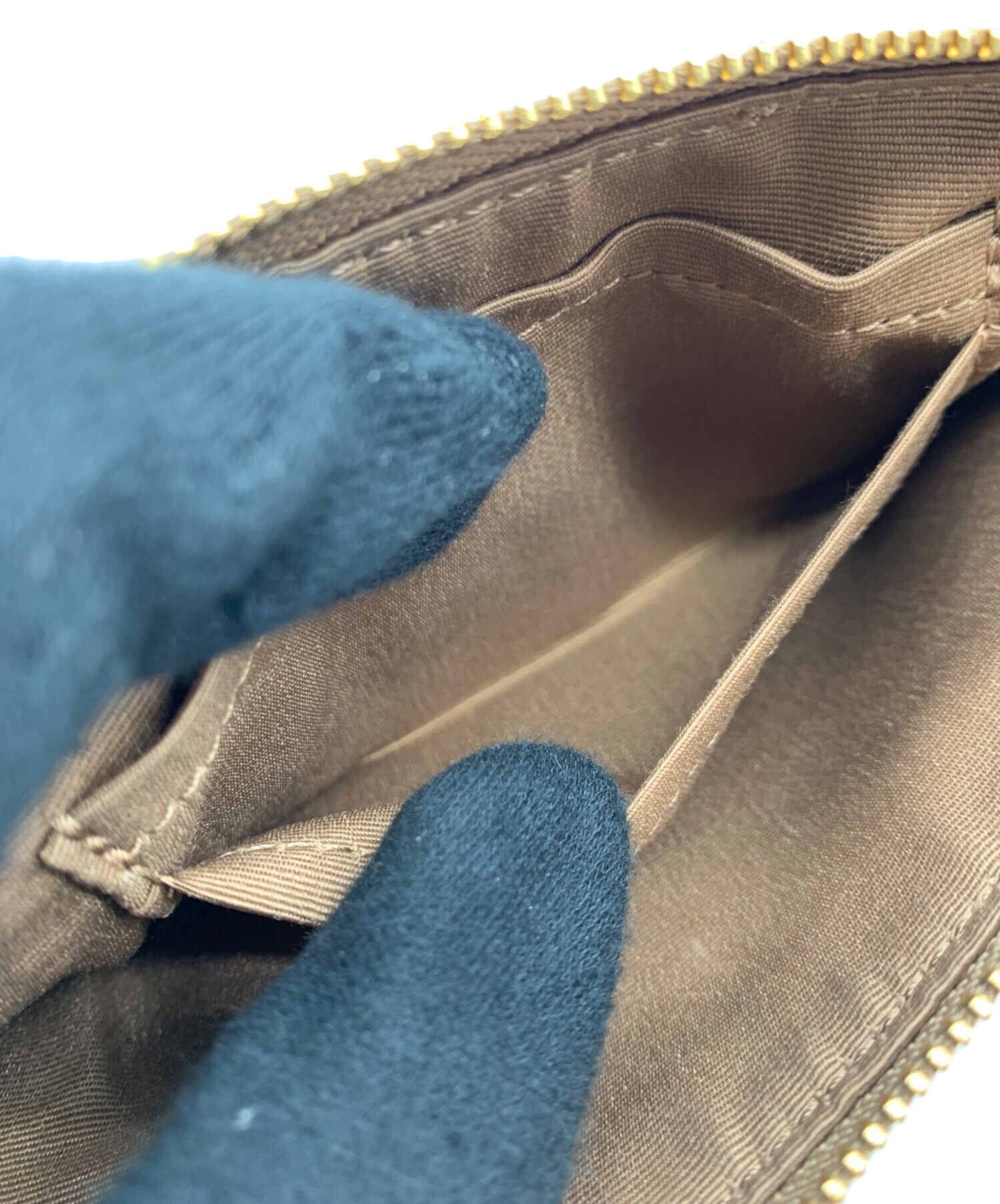 中古・古着通販】COACH (コーチ) ポーチ ベージュ｜ブランド・古着通販 