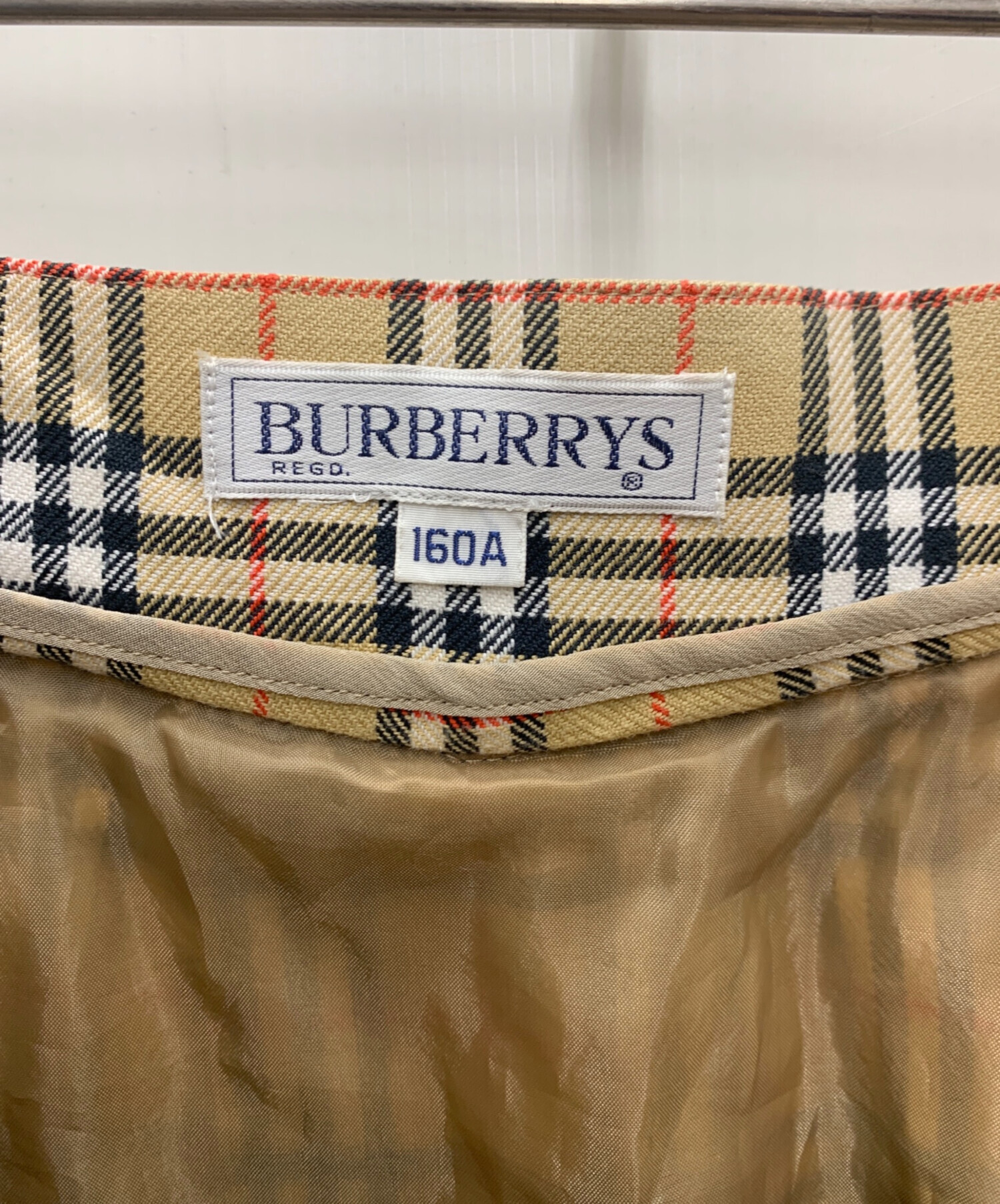 中古・古着通販】Burberrys (バーバリーズ) ノバチェックスカート 中古・古着通販】Burberrys (バーバリーズ) ノバチェックスカート