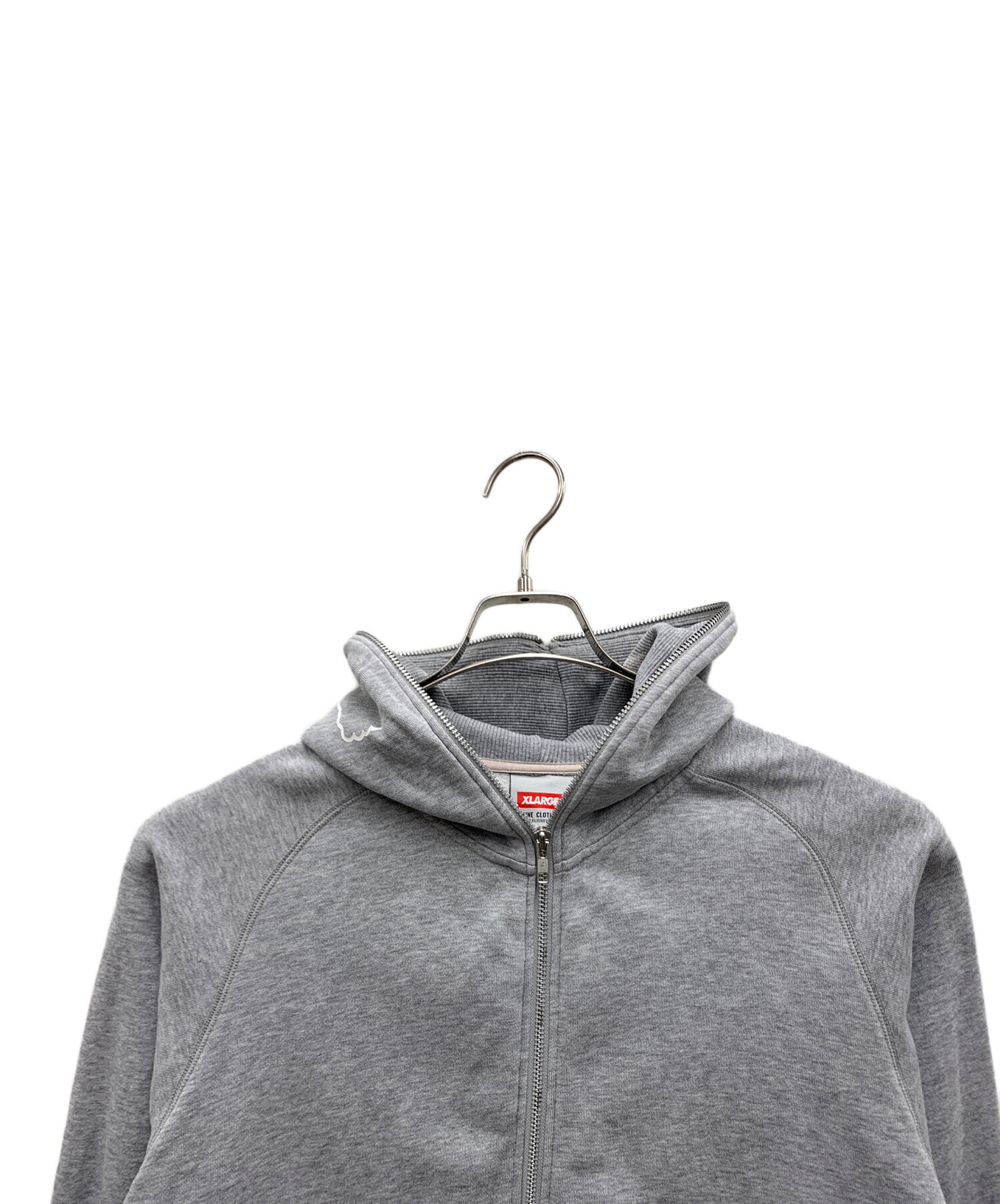 XLARGE グレー パーカー Mタグ付き XLARGE グレー フルジップパーカー M - メルカリ