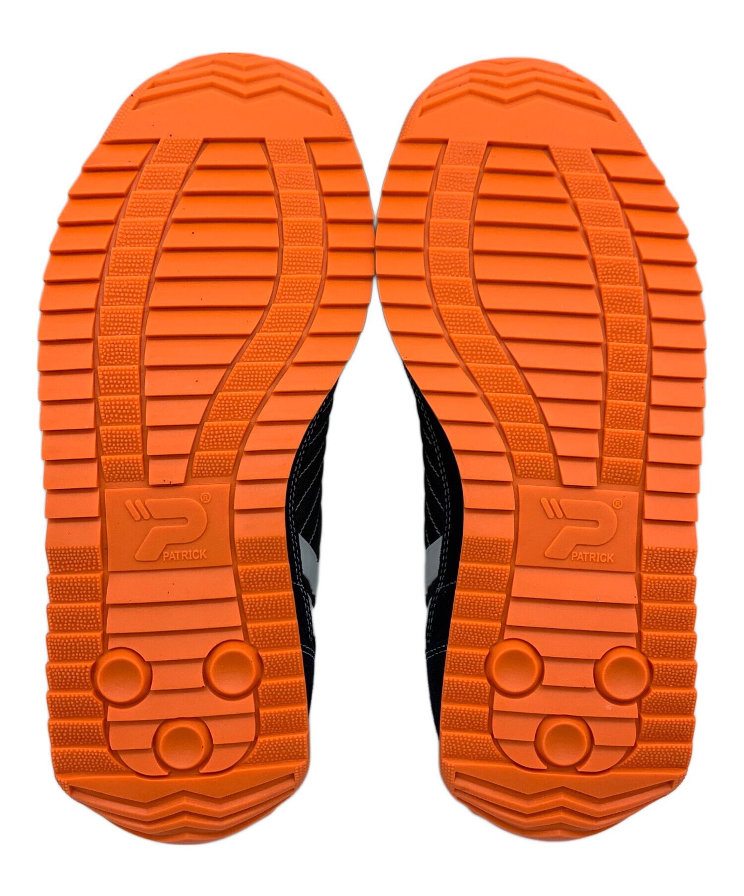 【未使用】定価3.9万円 PATRICK パトリック スニーカー 中古・古着通販】PATRICK (パトリック) ローカットスニーカー ブラック