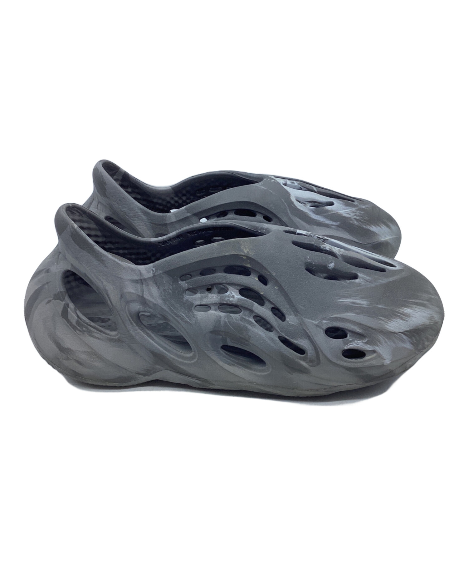 中古・古着通販】adidas (アディダス) YEEZY Foam Runner 