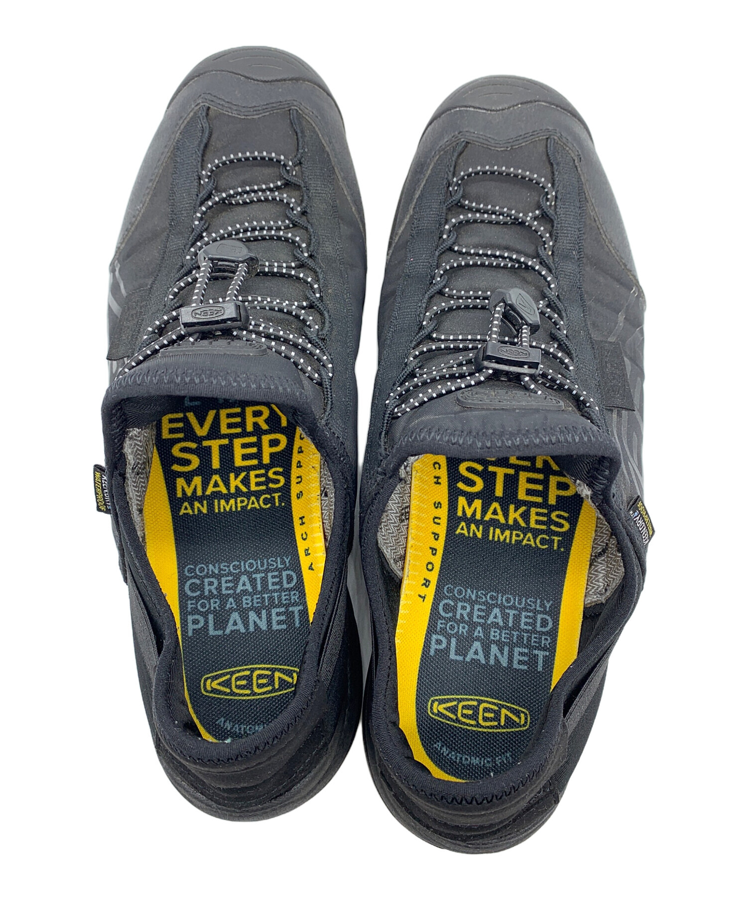 にんちゃん①RECON⭐️AT4⭐️235/70R16⭐️ブラックレター⭐️2本 中古・古着通販】KEEN (キーン) スニーカー ブラック サイズ:27.5