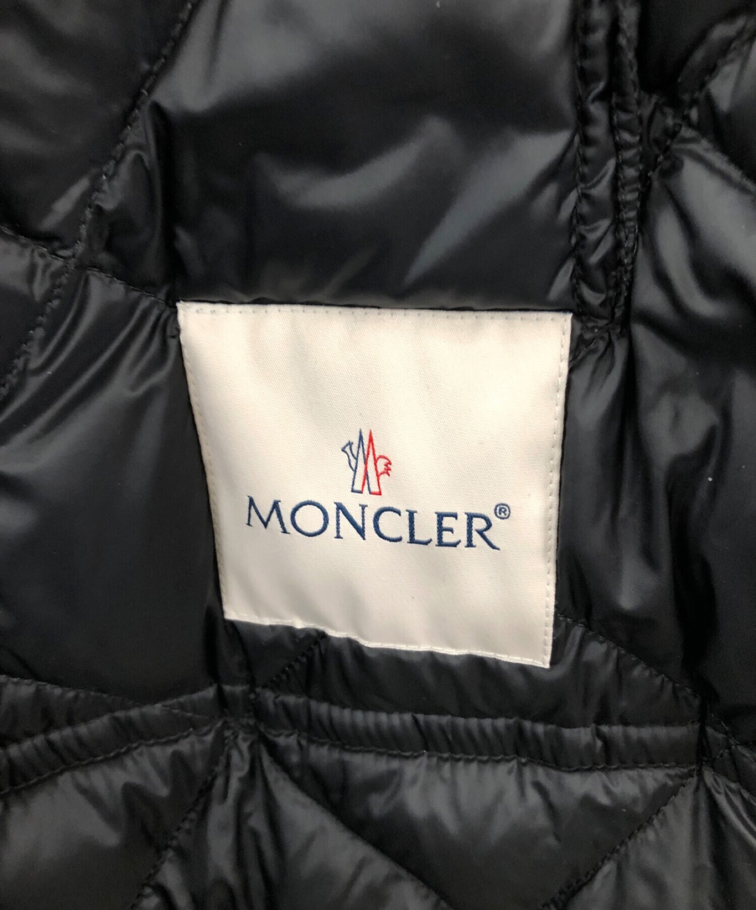 タグ付き未使用✨モンクレール　　　ワンピース　キルティング　ブラック近年モデル MONCLER ダウンジャケット キルティング エナメル ブラック サイズ00