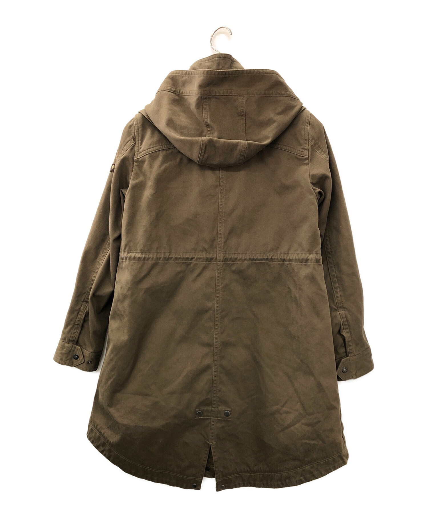 TATRAS オリーブ フード付きポンチョコート TATRAS オリーブ フード付きポンチョコート TATRAS オリーブ フード