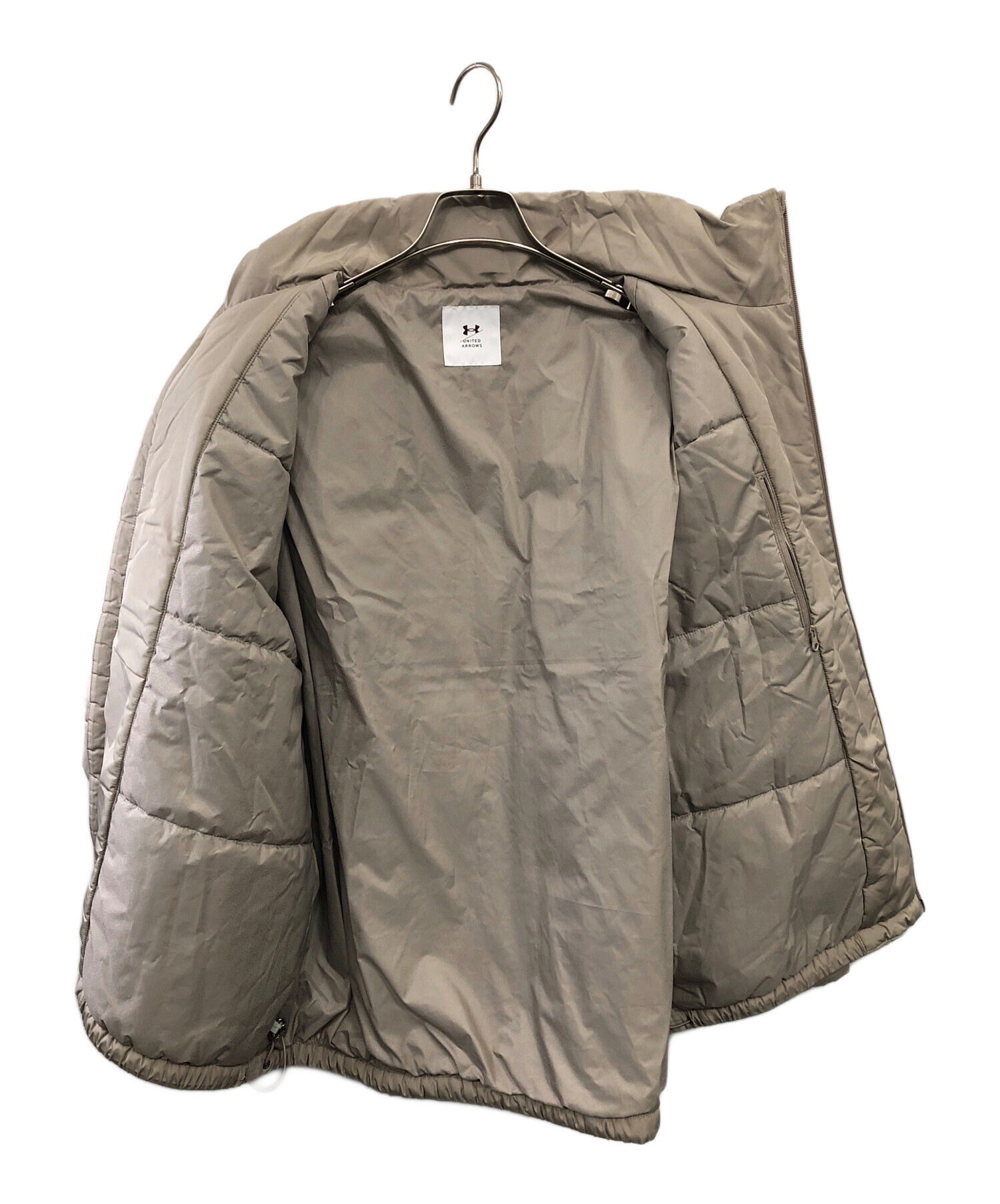 アンダーアーマー×UNITED ARROWS ベージュ ジャケット　Mサイズ 中古・古着通販】UNDER ARMOUR UNITED ARROWS (ユナイテッドアローズ