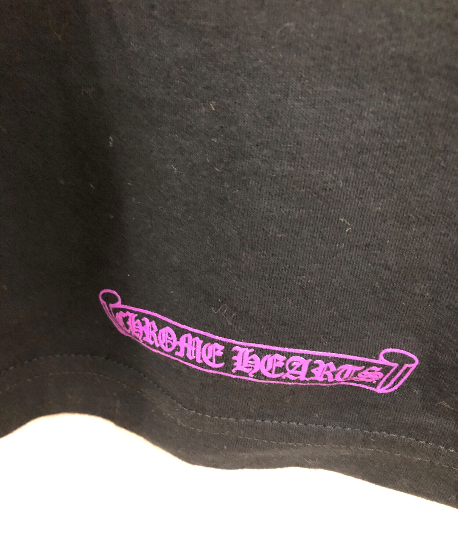 CHROME HEARTS オールドイングリッシュ ネックロゴ ロンT 黒紫 CHROME HEARTS オールドイングリッシュ ネックロゴ ロンT 黒紫 CHROME