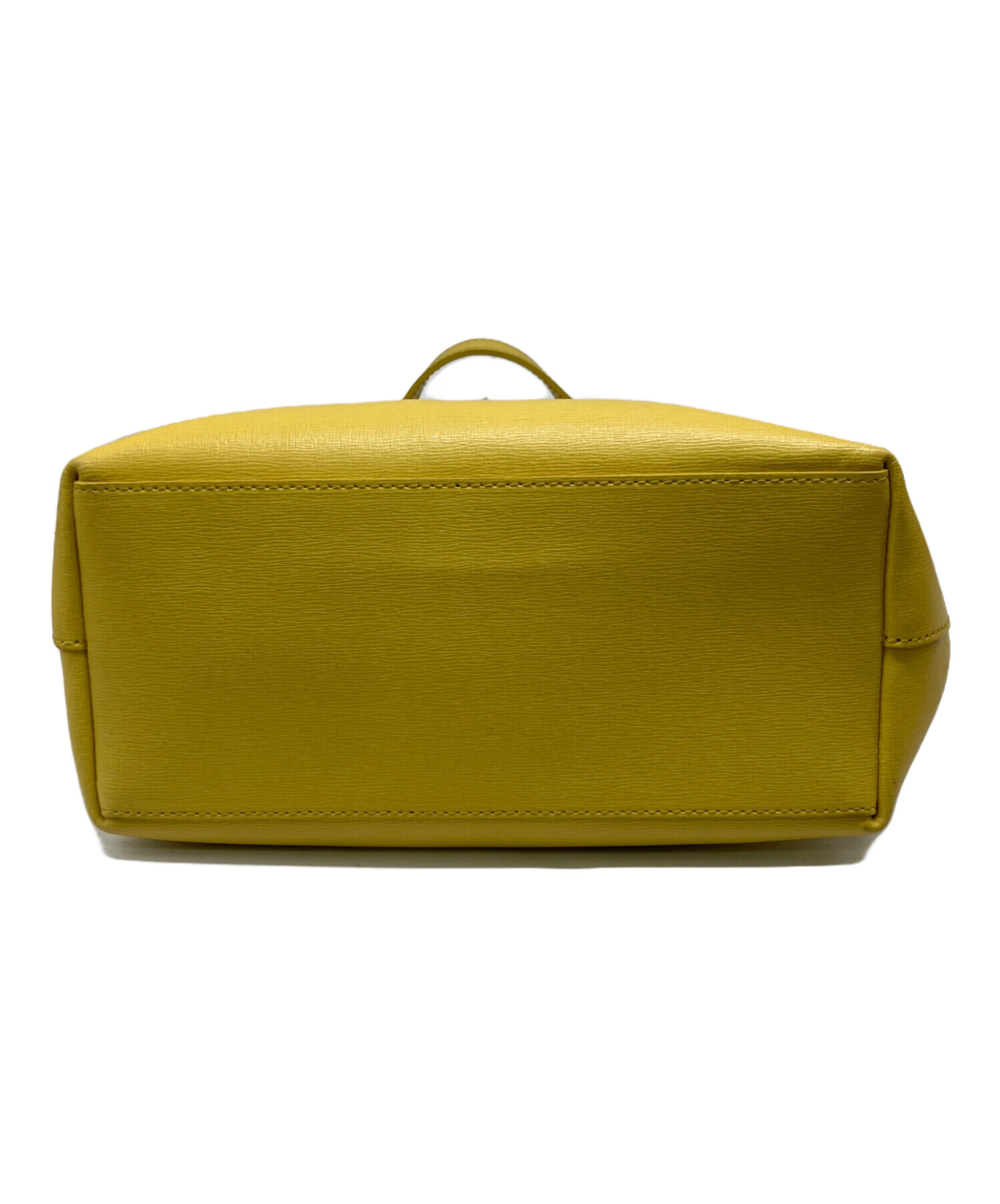 中古・古着通販】FURLA (フルラ) ショルダーバッグ イエロー 中古・古着通販】FURLA (フルラ) ショルダーバッグ イエロー
