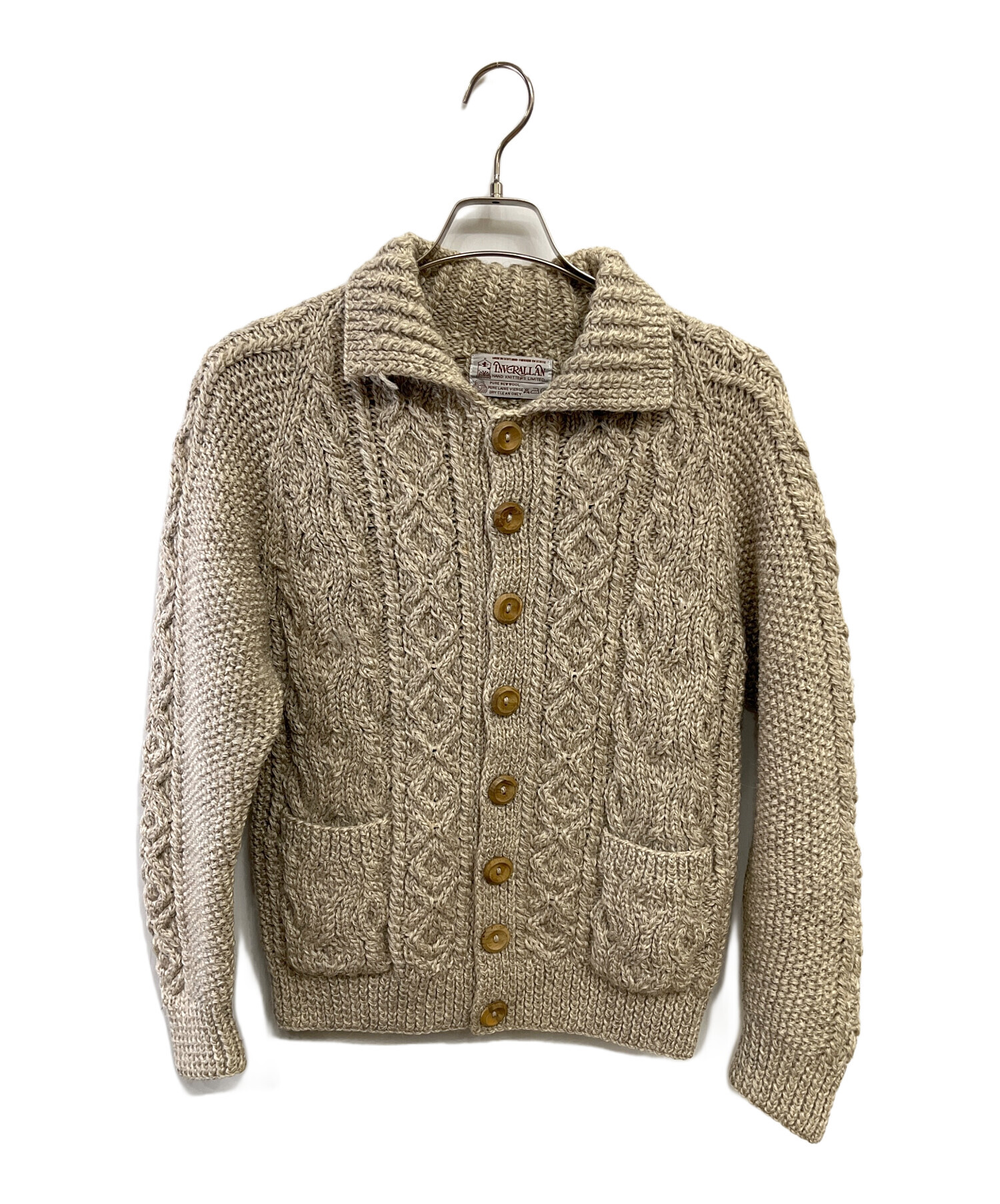Inverallan カーディガン ベージュ 中古・古着通販】INVERALLAN (インバーアラン) ケーブルニット