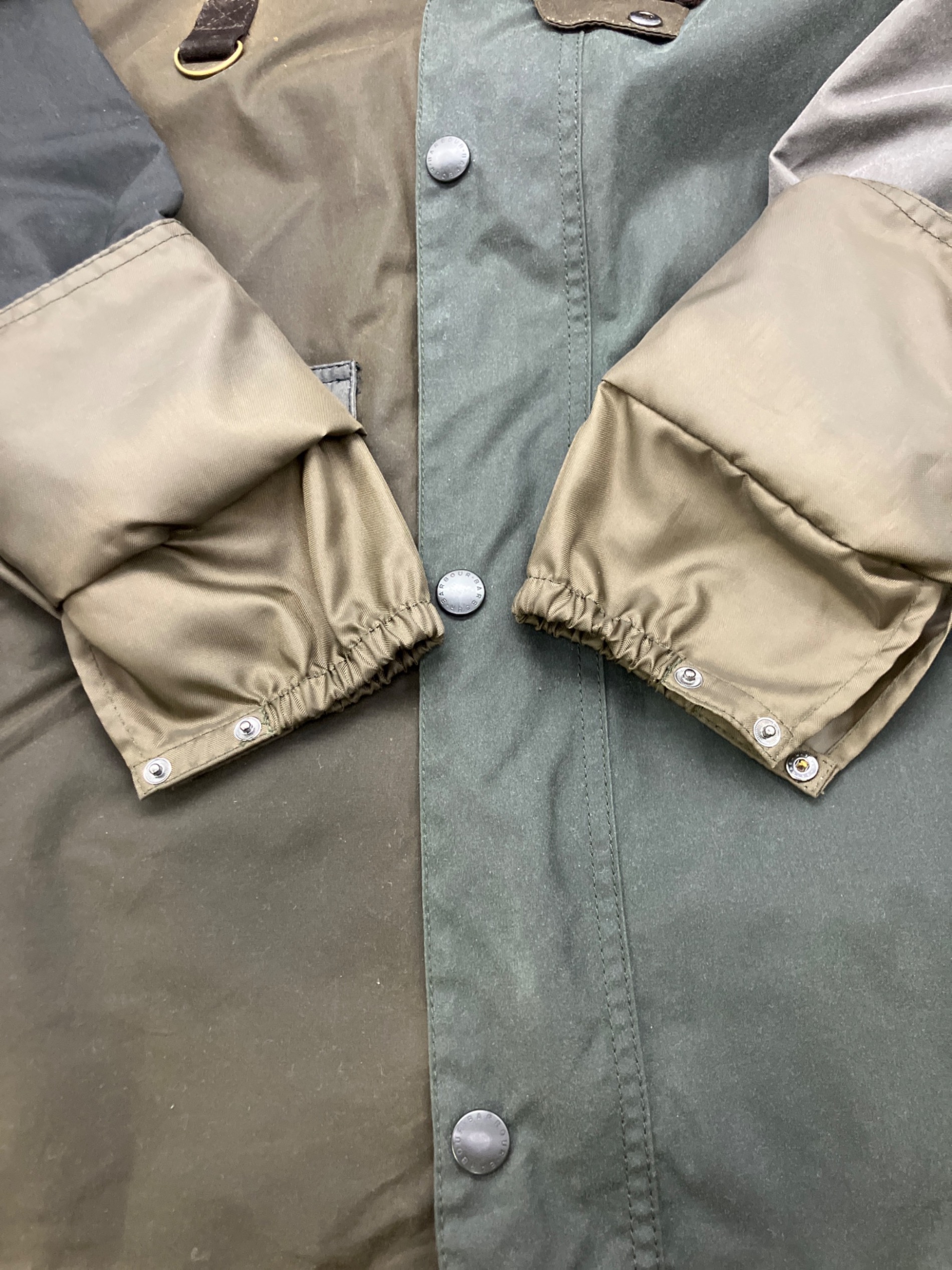 中古・古着通販】Barbour (バブアー) ジャケット マルチカラー サイズ 中古・古着通販】Barbour (バブアー) ジャケット マルチカラー サイズ