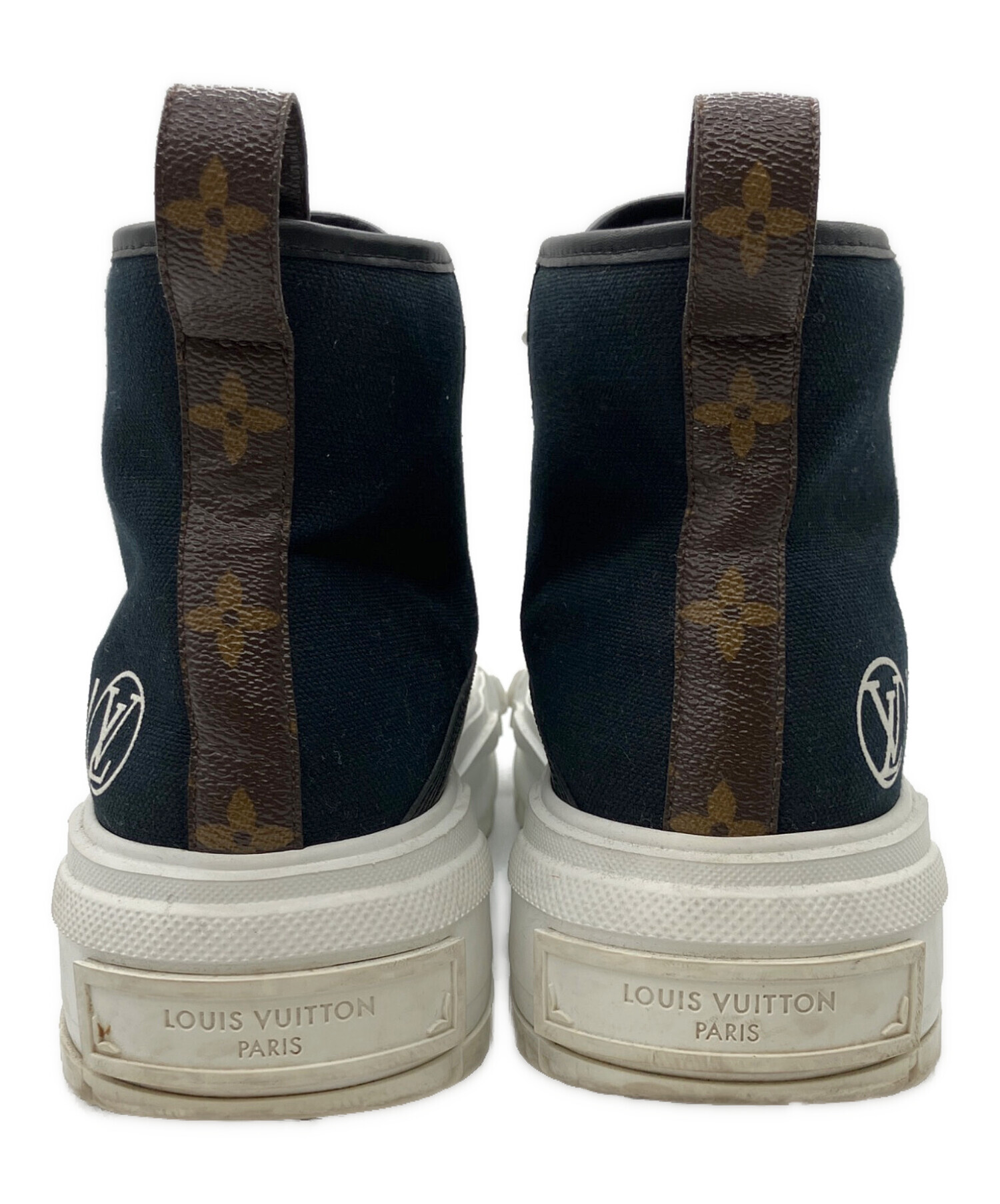 中古 LOUIS VUITTON スニーカー ハイカット LVロゴ 中古・古着通販】LOUIS VUITTON (ルイ ヴィトン) ハイカットスニーカー