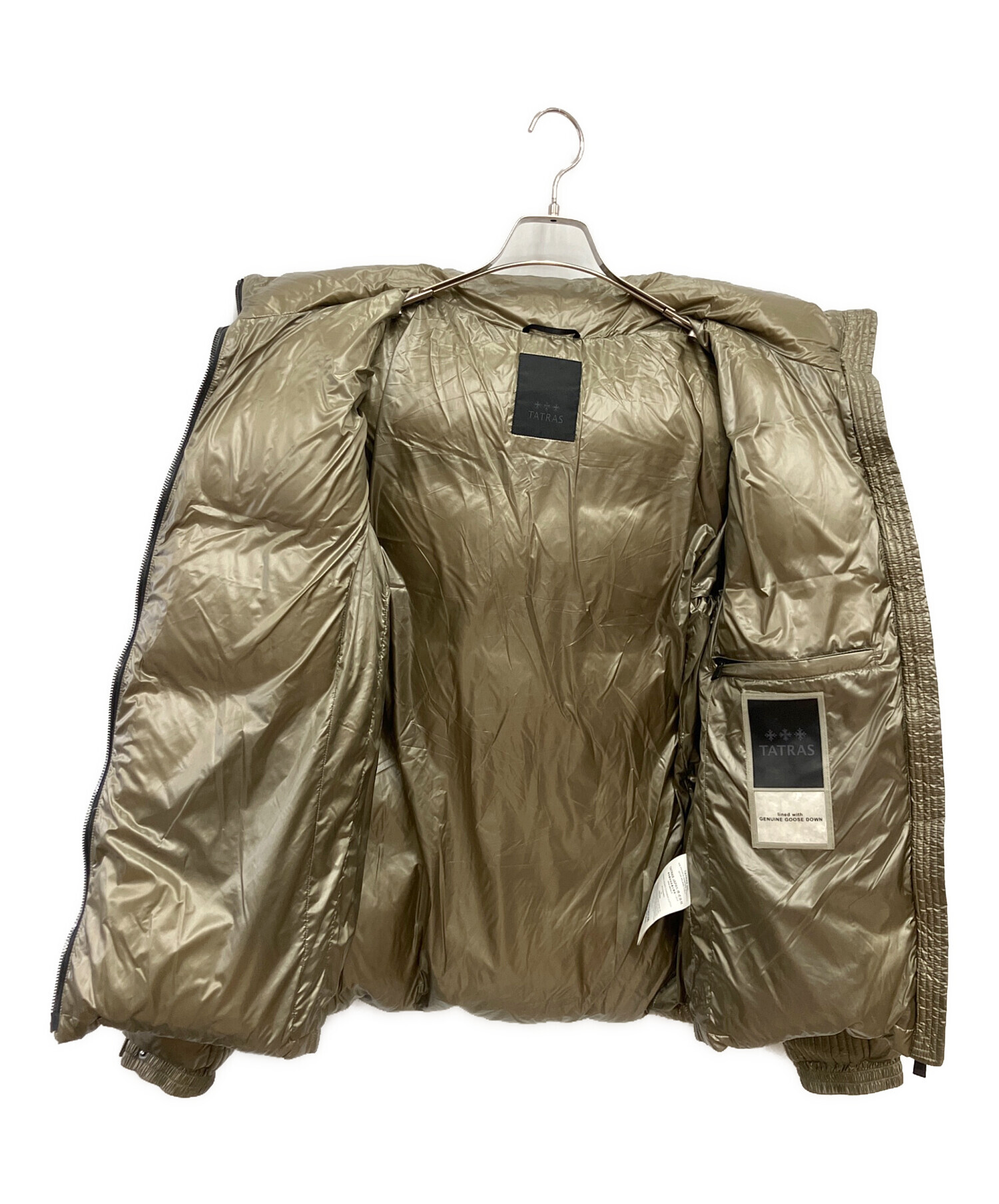 中古・古着通販】TATRAS (タトラス) ダウンジャケット カーキ サイズ 中古・古着通販】TATRAS (タトラス) ダウンジャケット カーキ サイズ