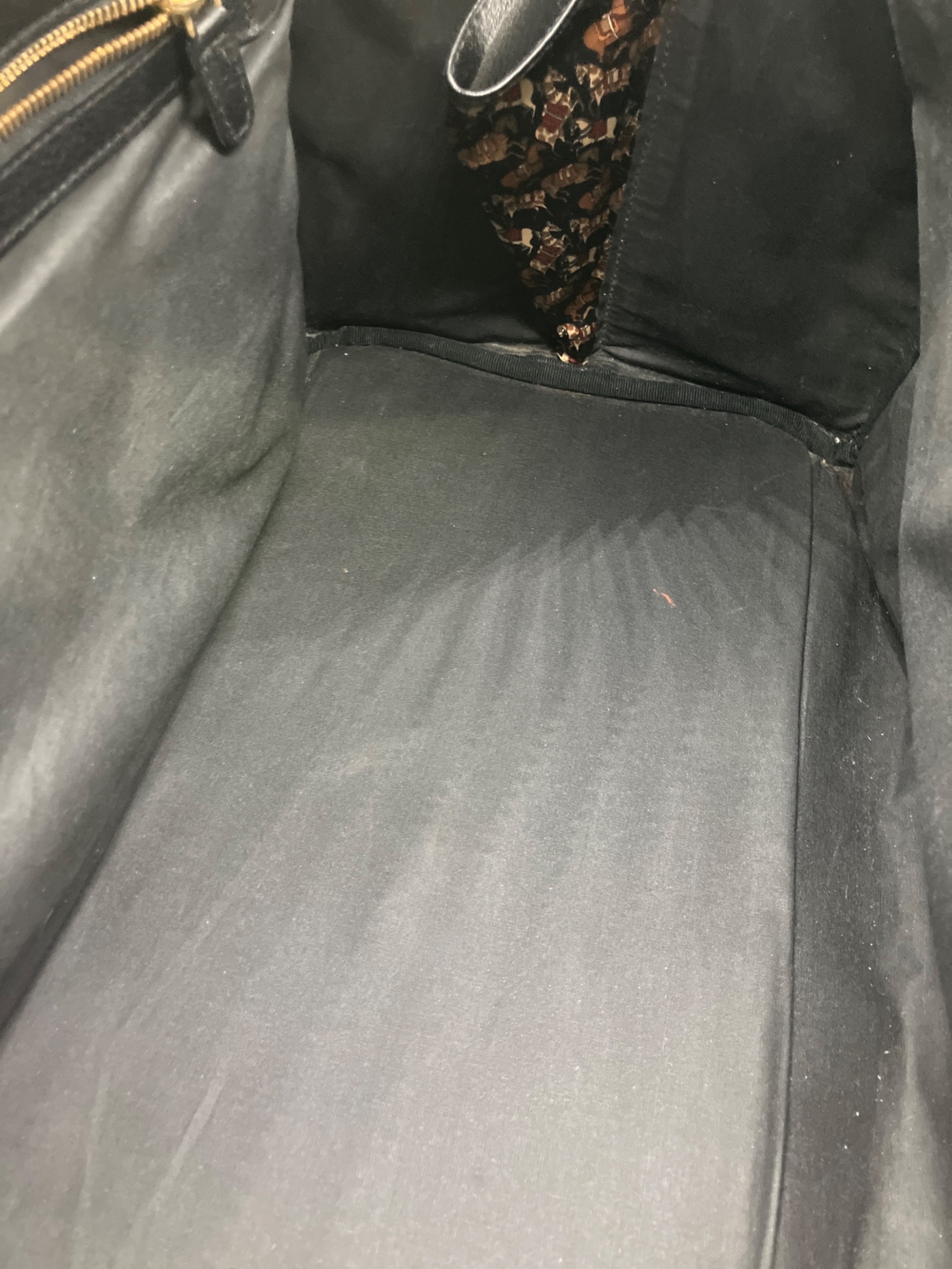 中古・古着通販】Ferragamo (フェラガモ) ボストンバッグ ブラック 中古・古着通販】Ferragamo (フェラガモ) ボストンバッグ ブラック