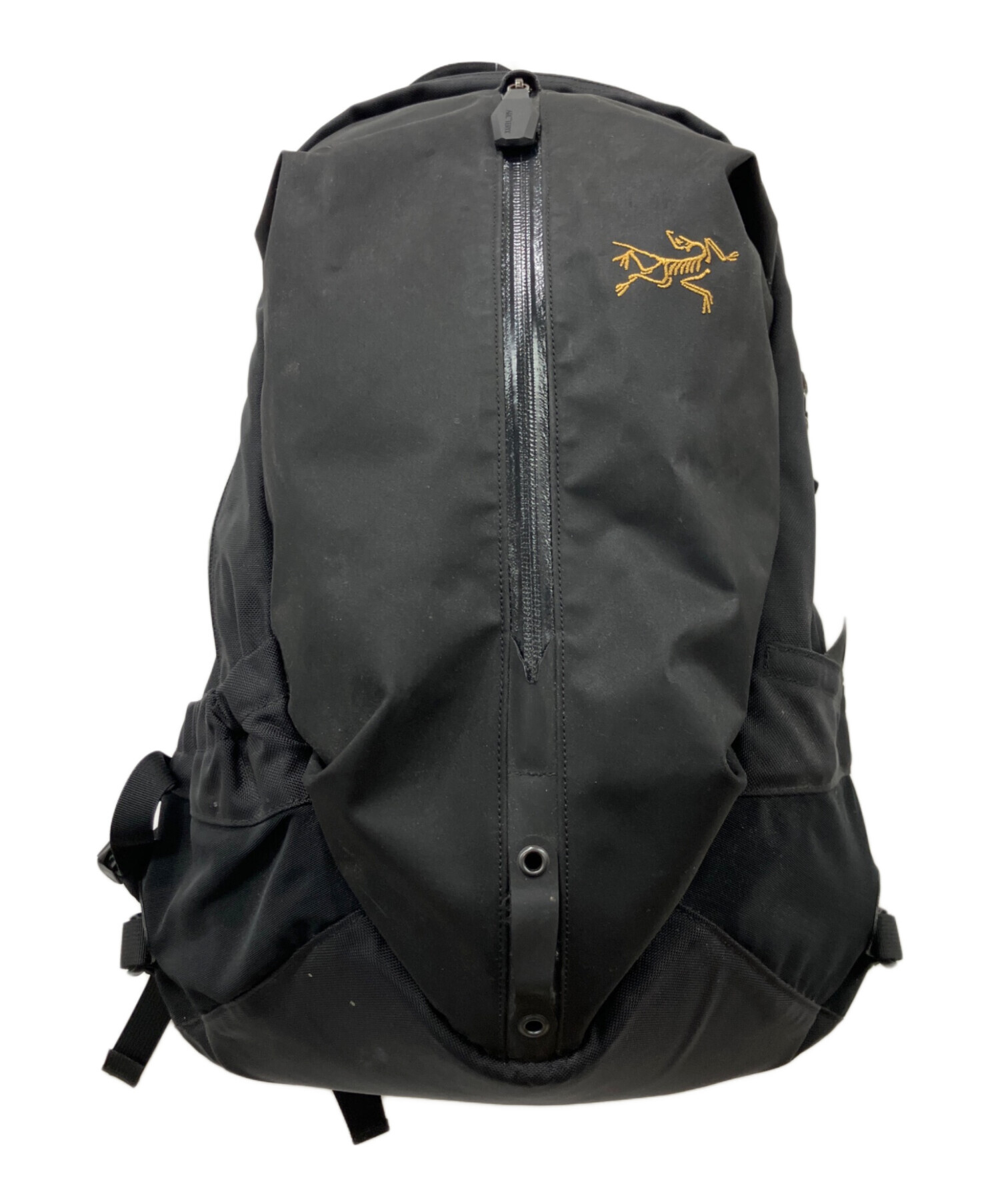 ARC'TERYX 旧モデル ブラック バックパック リュックサック 中古・古着通販】ARC'TERYX (アークテリクス) リュック ブラック