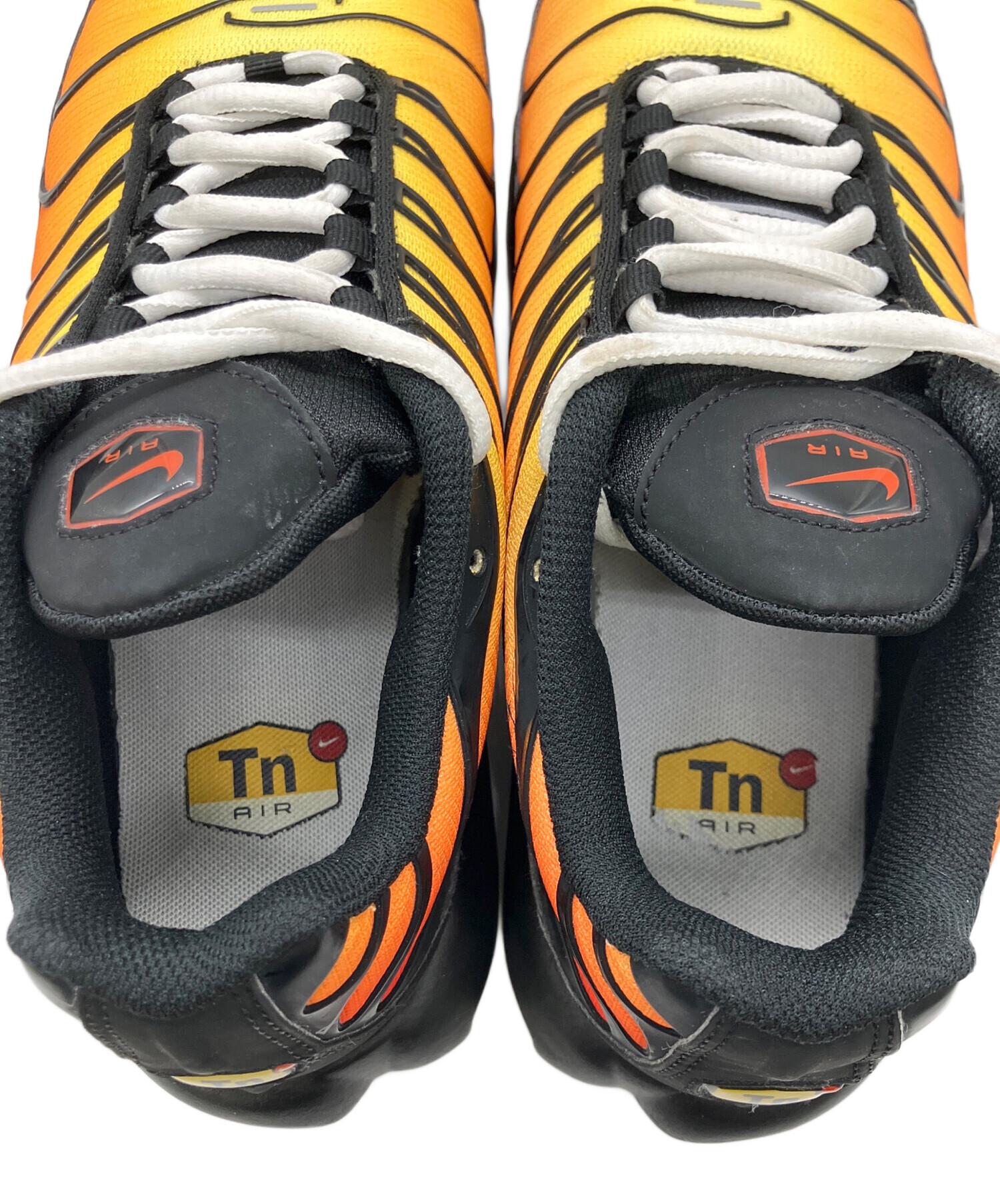 中古・古着通販】NIKE (ナイキ) ローカットスニーカー オレンジ