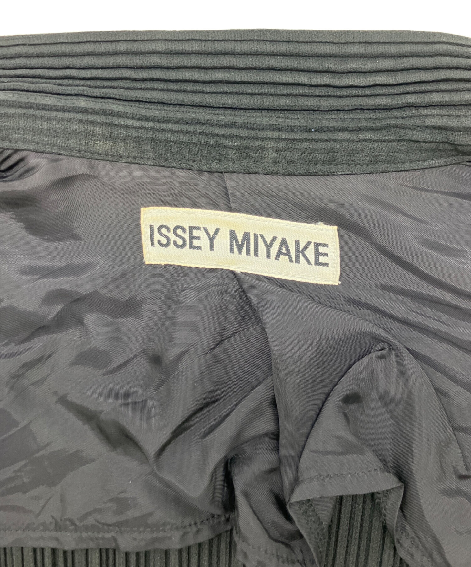中古・古着通販】ISSEY MIYAKE (イッセイミヤケ) プリーツジャケット