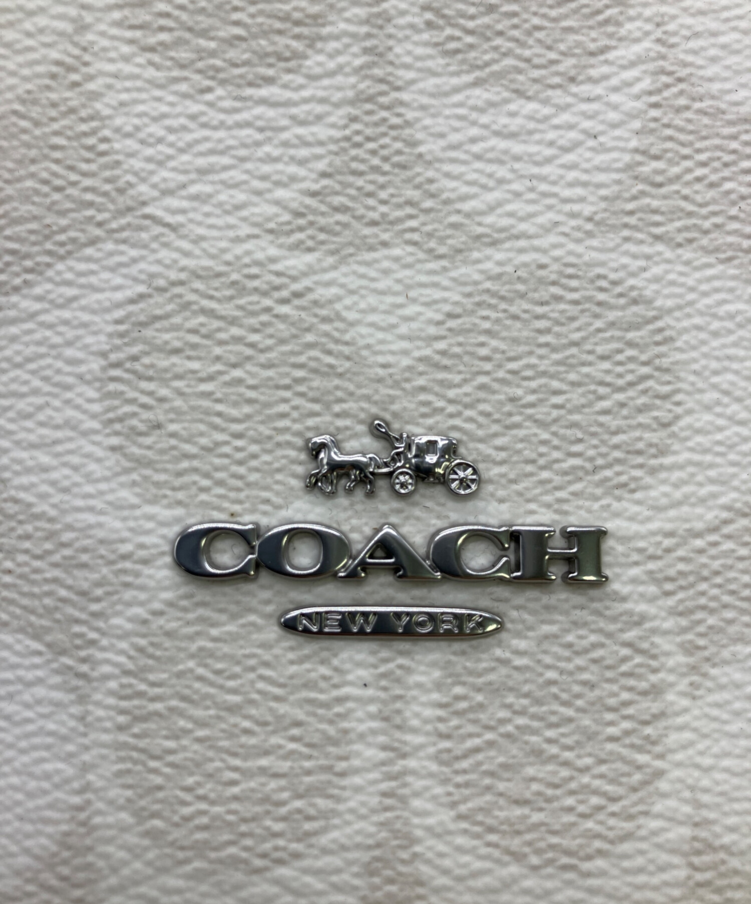 COACH ショルダーバッグ ホワイト未使用ロングショルダー付き 中古・古着通販】COACH (コーチ) ショルダーバッグ ホワイト｜ブランド